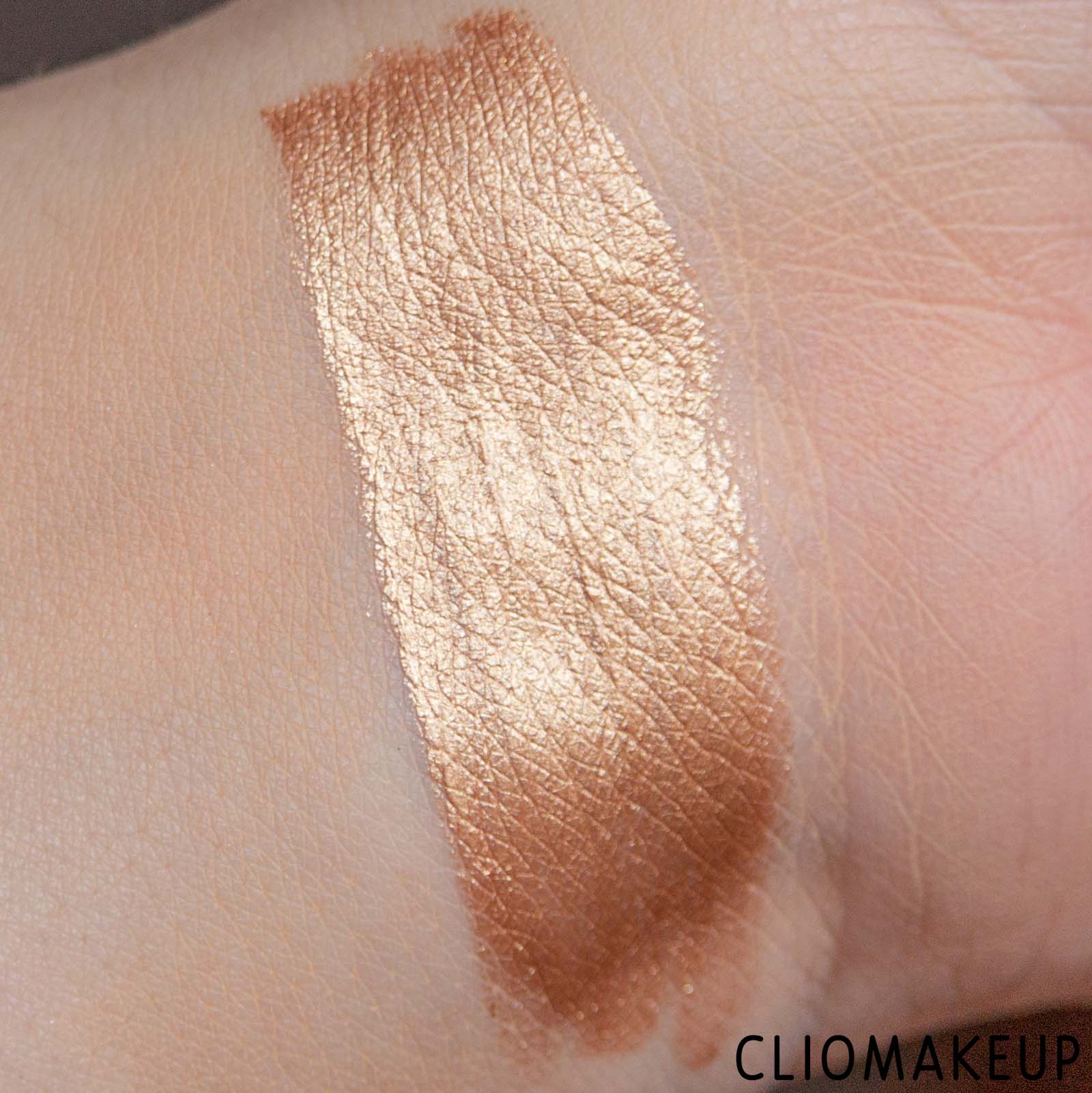 cliomakeup-recensione-liquido-wycon-moonstone-liquid-eyeshadow-6