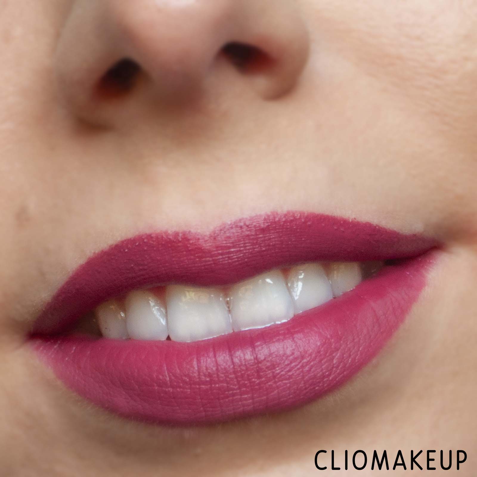 cliomakeup-recensione-rossetti-revolution-soft-glamour-lipstick-10