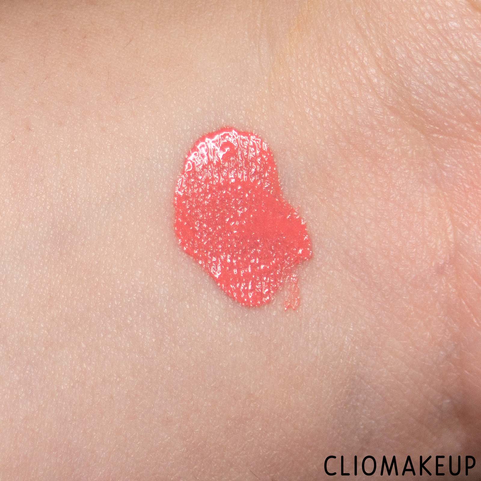 cliomakeup-recensione-tinta-labbra-e-guance-kiko-blu-me-natural-look-lip-e-cheek-7