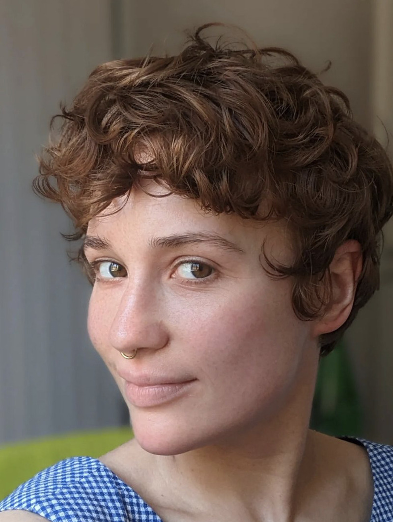 cliomakeup-tagli-capelli-autunno-2022-pixie-cut-mosso