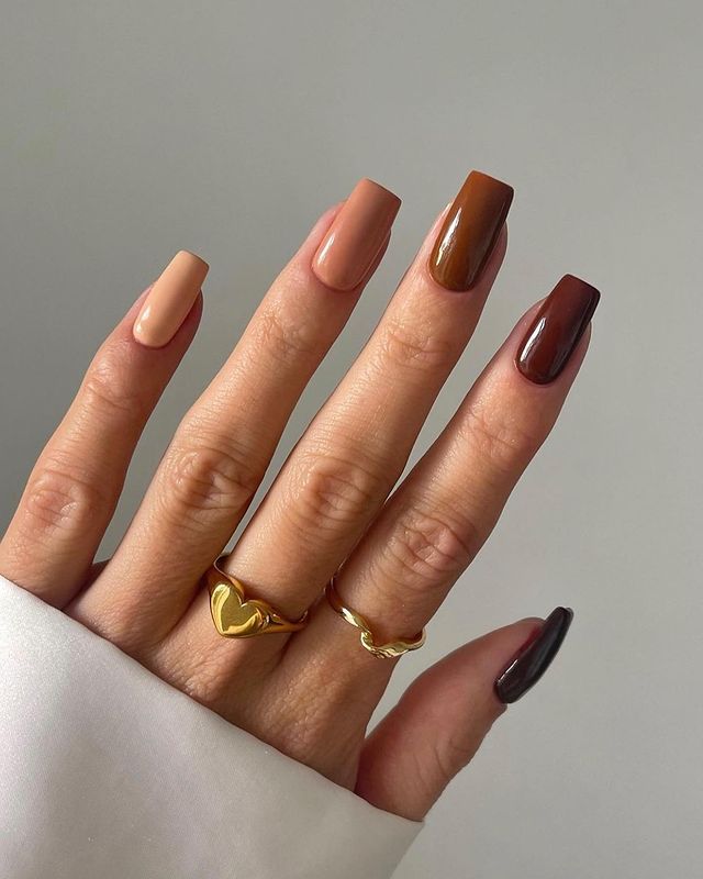 Cliomakeup-unghie-ciocco-brownie-mismatched