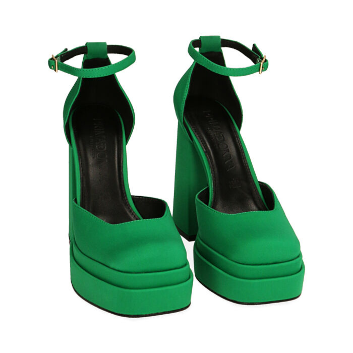 cliomakeup-decollete-platform-autunno-inverno-2022-2023-9