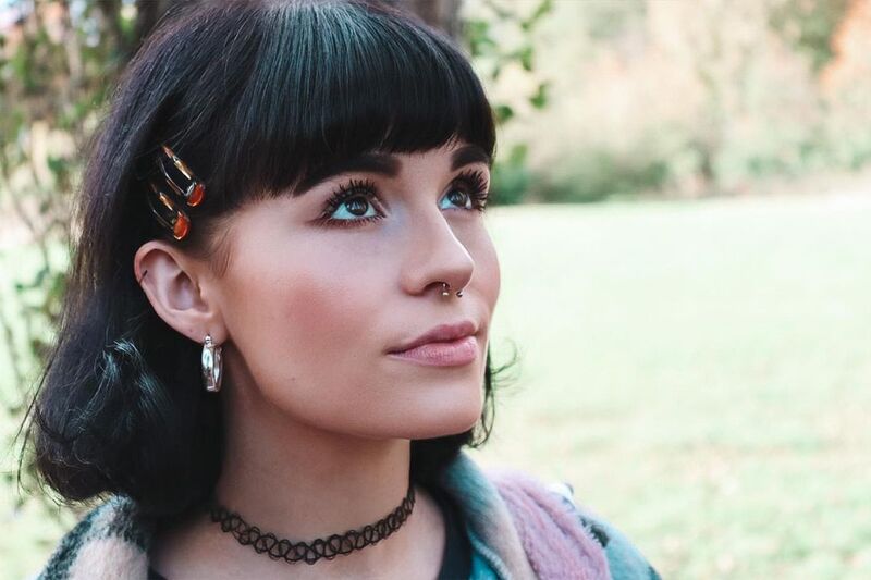 cliomakeup-frangia-autunno-2022-piena