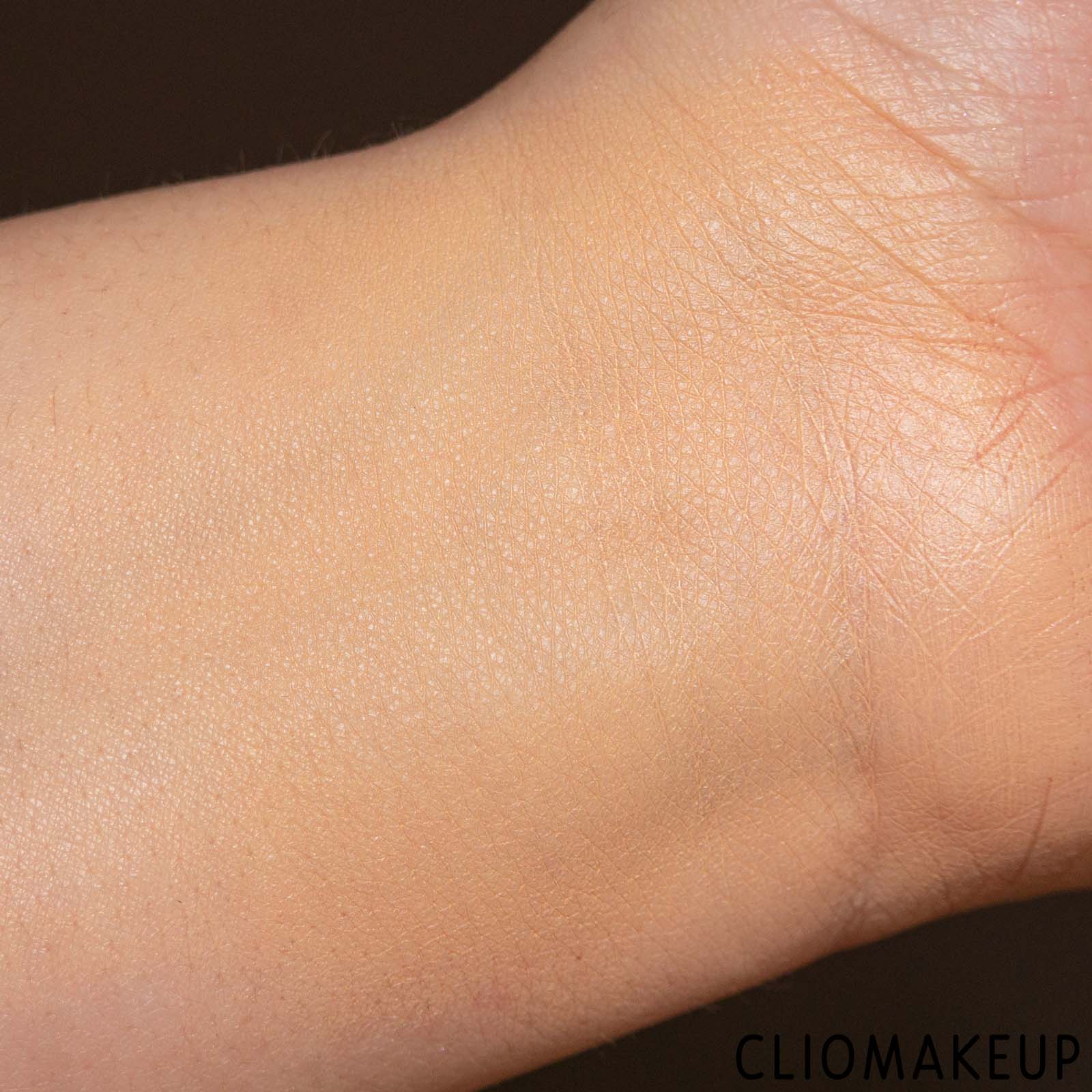 cliomakeup-recensione-correttore-kiko-energy-cake-hydra-lightening-cushion-concealer-9