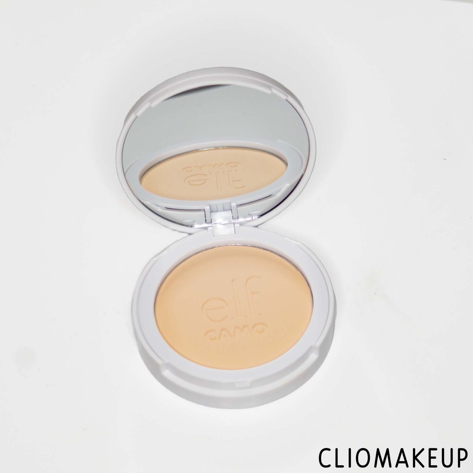 cliomakeup-recensione-fondotinta-elf-camo-powder-foundation-5