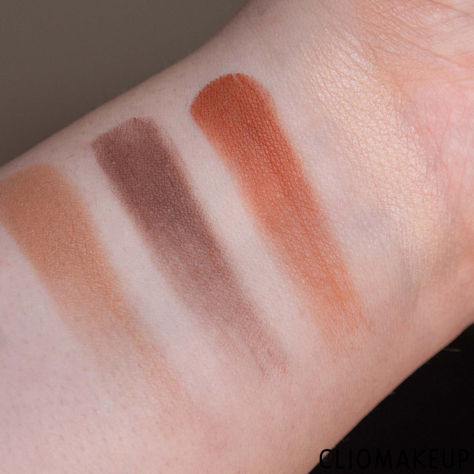 cliomakeup-recensione-palette-catrice-the-hot-mocca-eyeshadow-palette-6