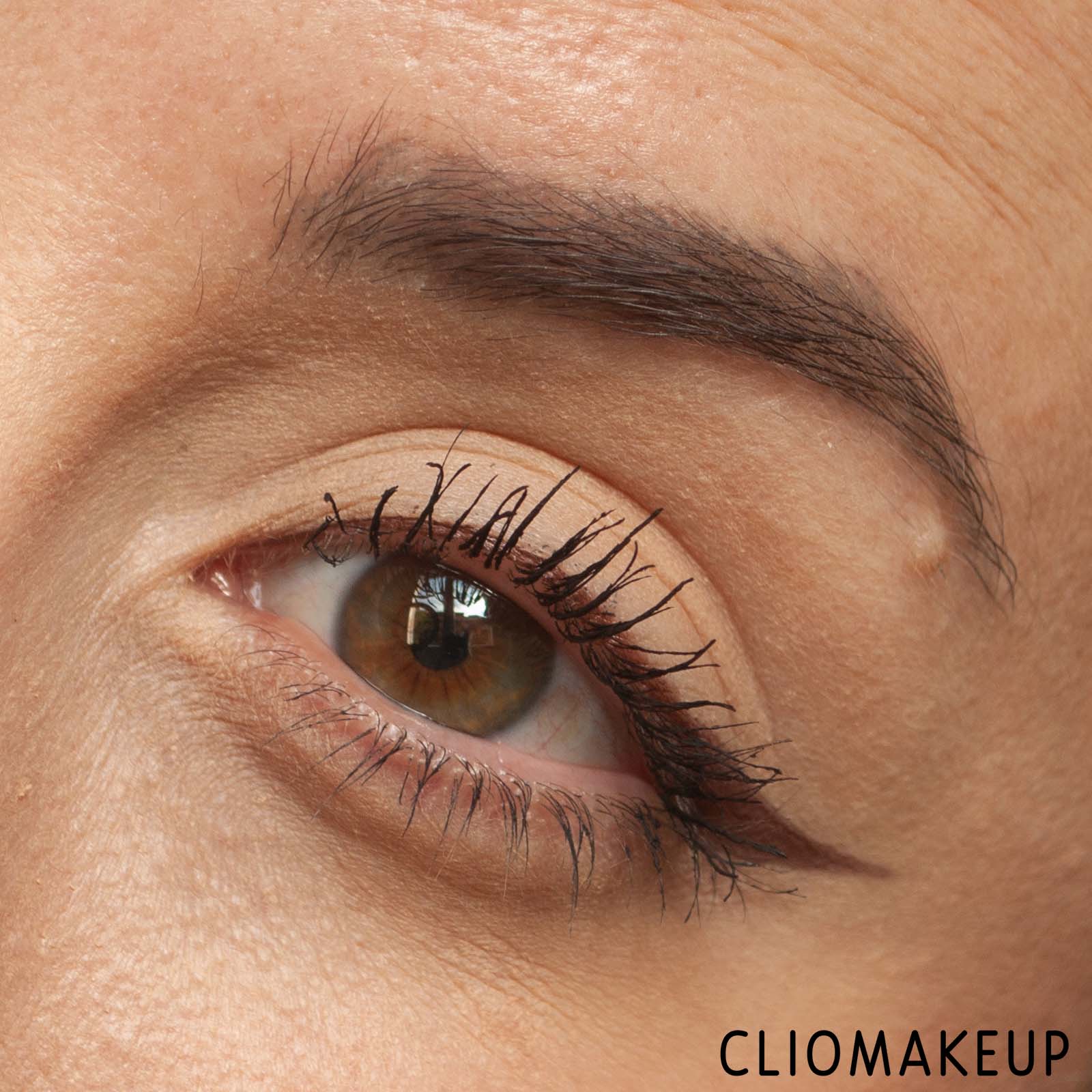 cliomakeup-recensione-eyeliner-one-size-point-made-waterproof-liquid-eyeliner-pen-10