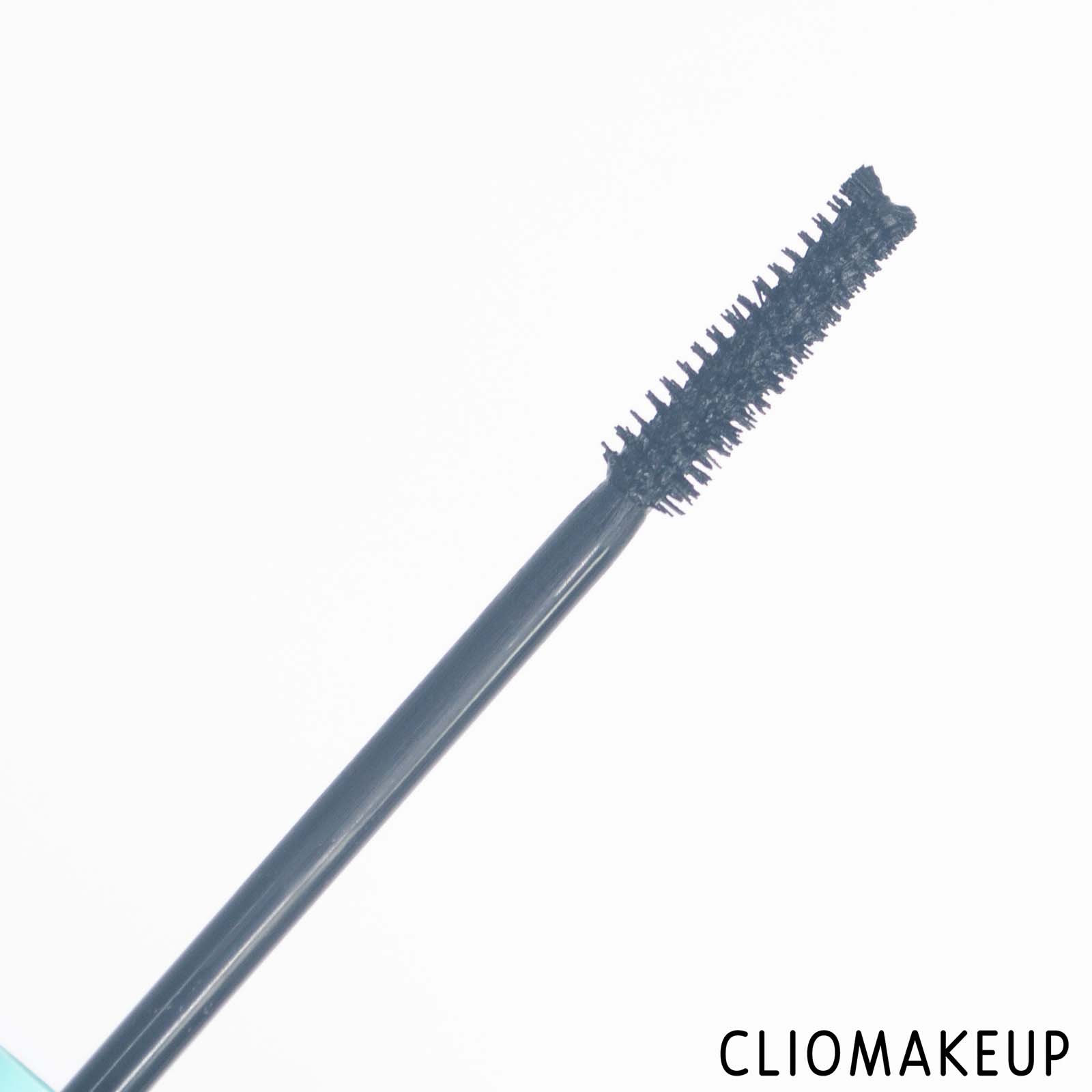 cliomakeup-recensione-mascara-revolution-lift-e-define-5d-lash-waterproof-extreme-extension-mascara-5