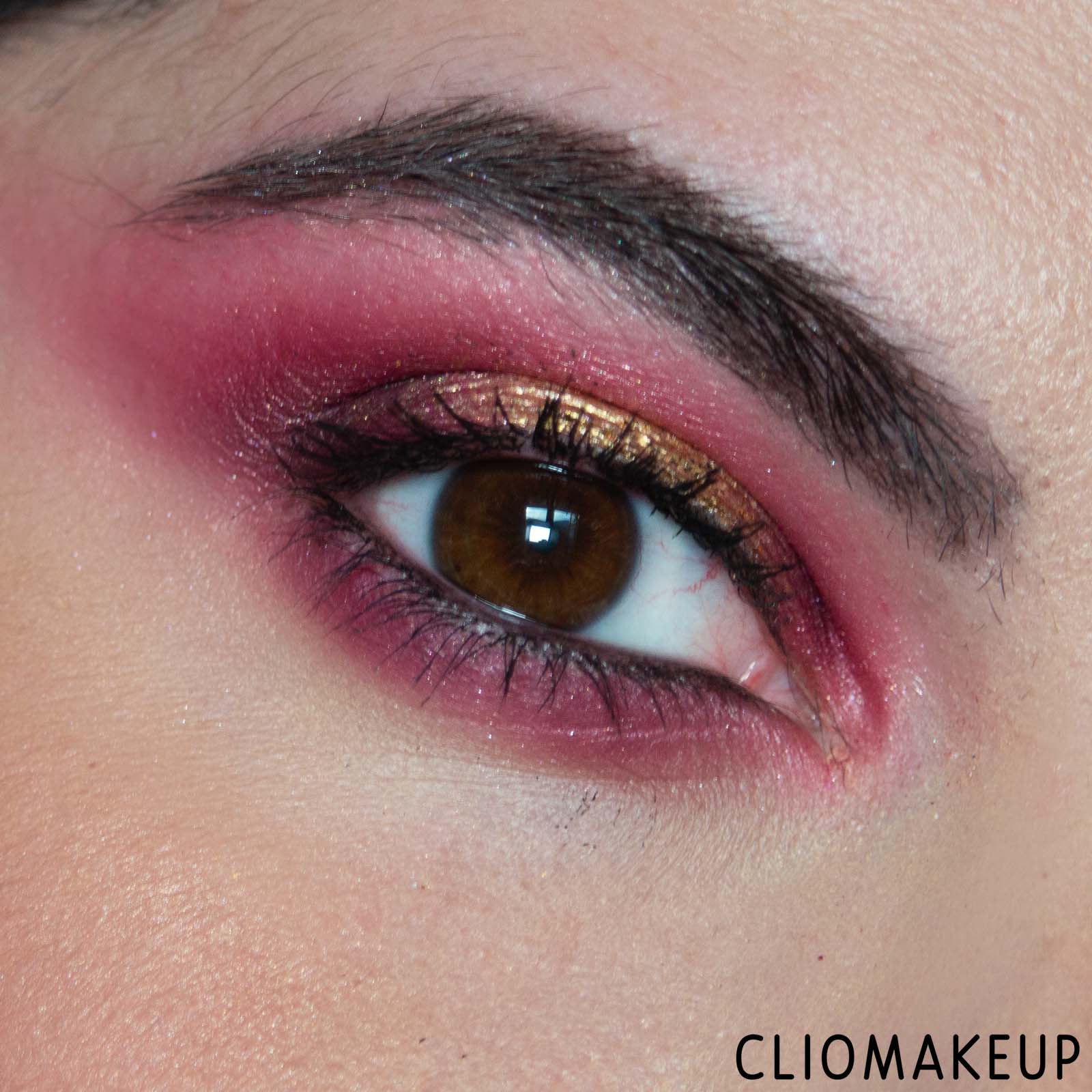 cliomakeup-recensione-palette-makeup-revolution-carnival-of-curiosity-shadow-palette-15