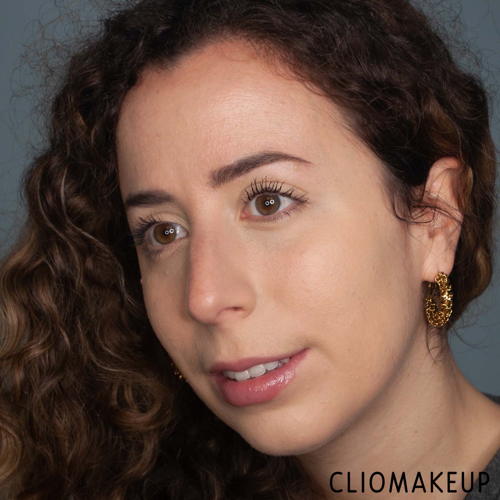 cliomakeup-recensione-blush-essence-positive-vibes-only-colour-changing-blush-stick-9