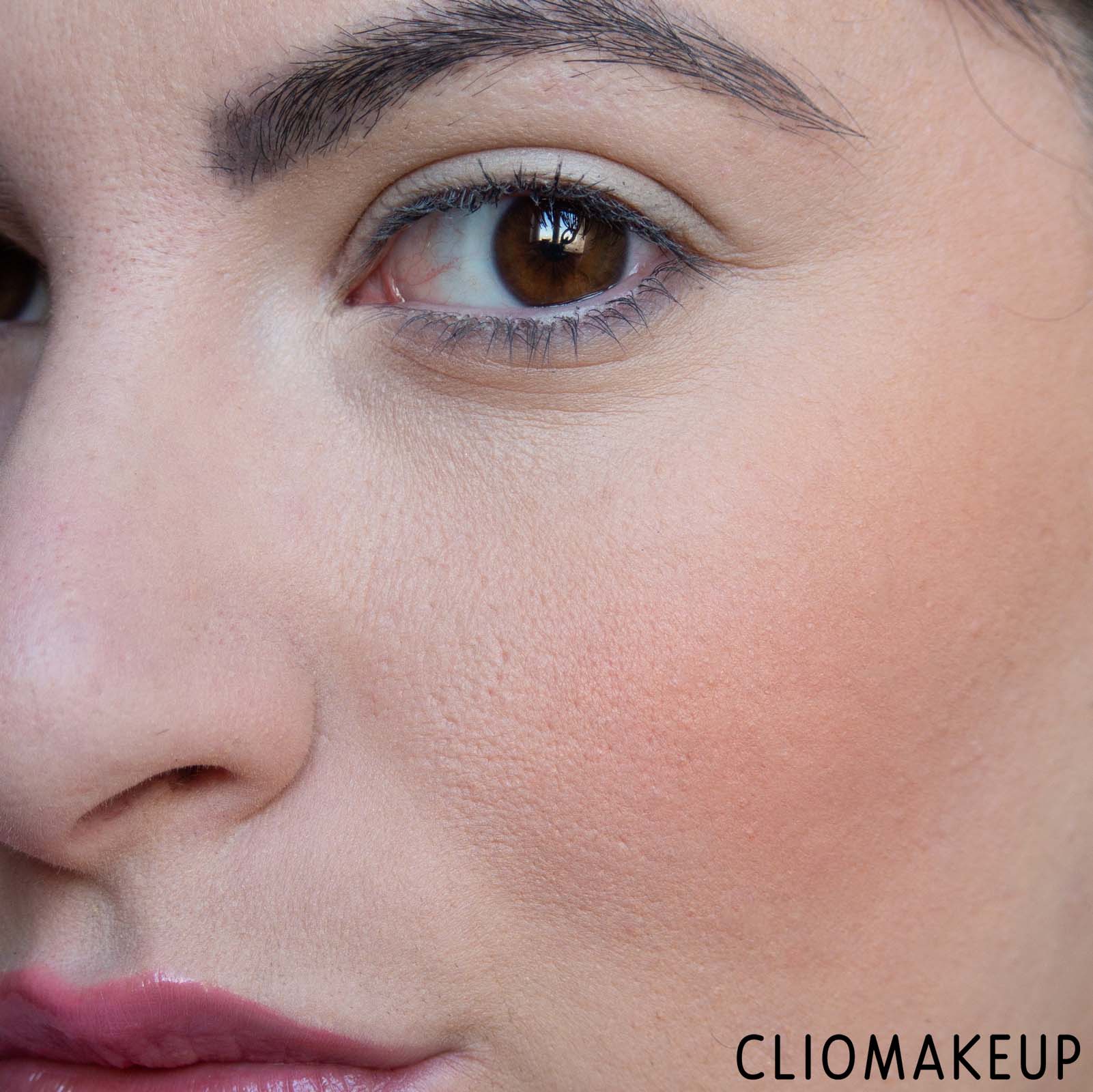 cliomakeup-recensione-primer-nyx-pore-filler-targeted-stick-12