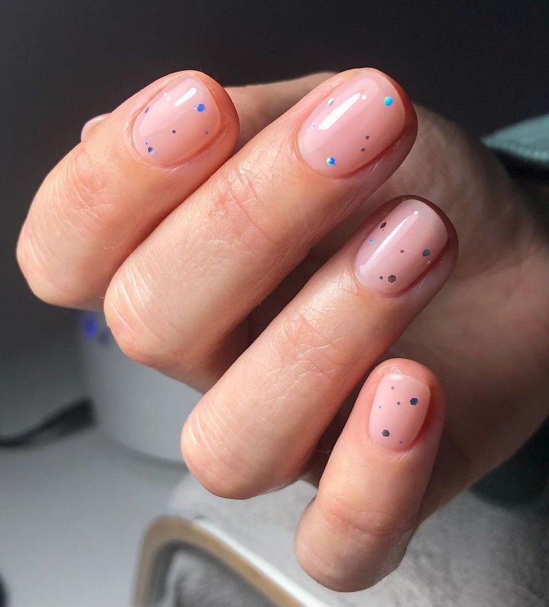 cliomakeup-unghie-semplici-2023-teamclio-7