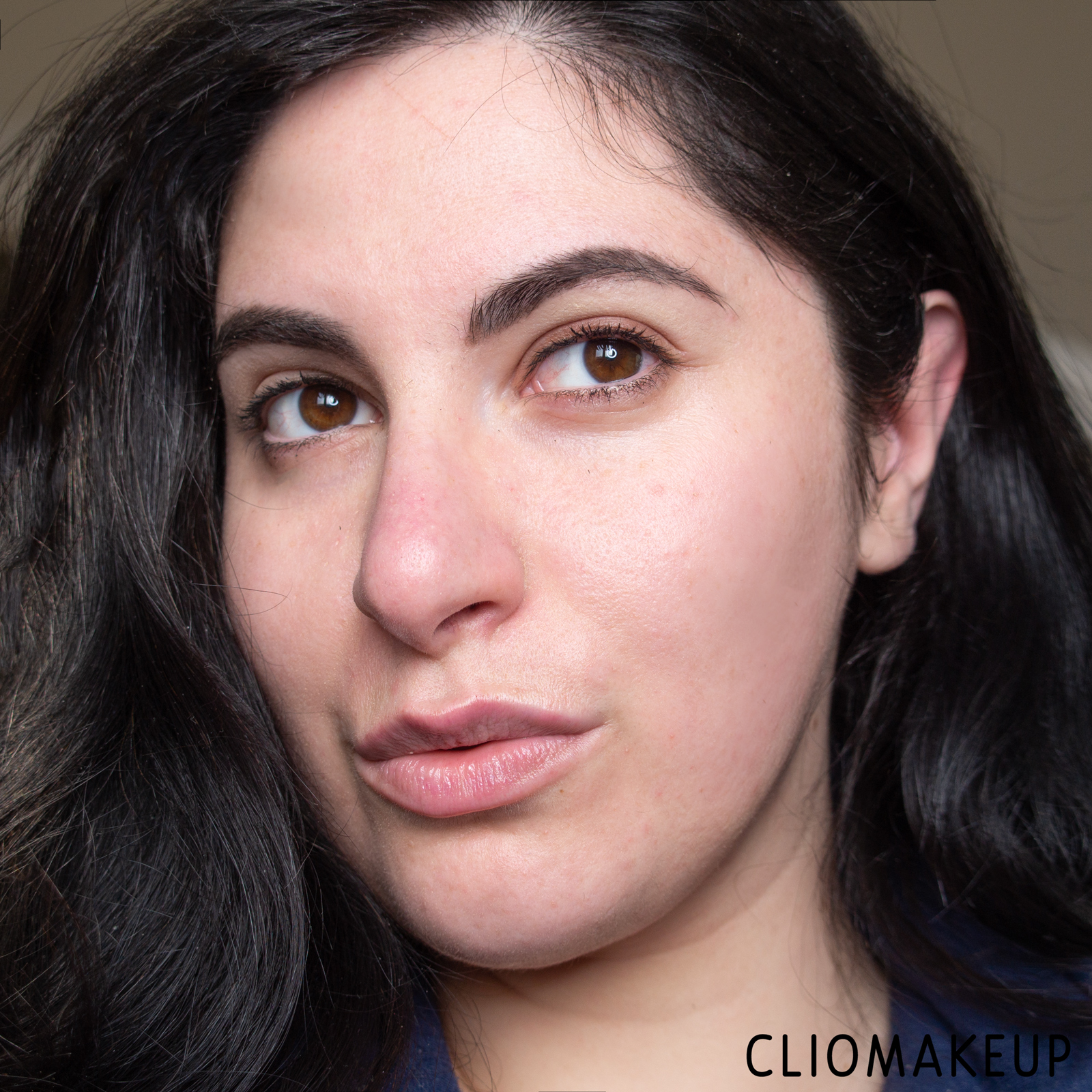 cliomakeup-recensione-fondotinta-mac-strobe-dewy-skin-tint-11