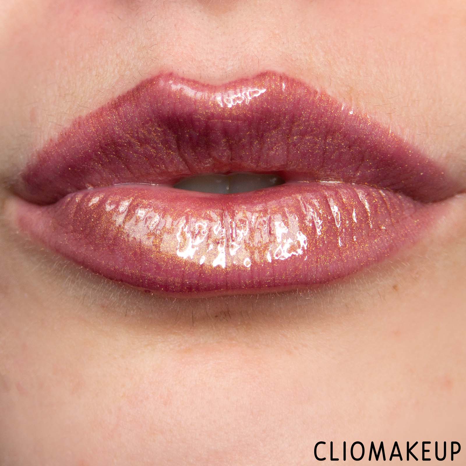 cliomakeup-recensione-gloss-mac-whitney-houston-the-bodyguard-lipgloss-11