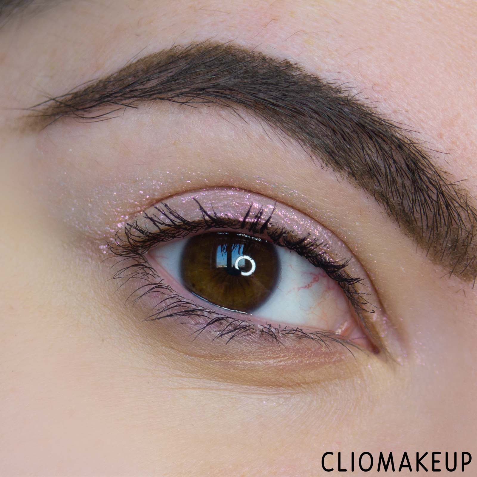 cliomakeup-recensione-ombretto-liquido-rem-beauty-midnight-shadows-10