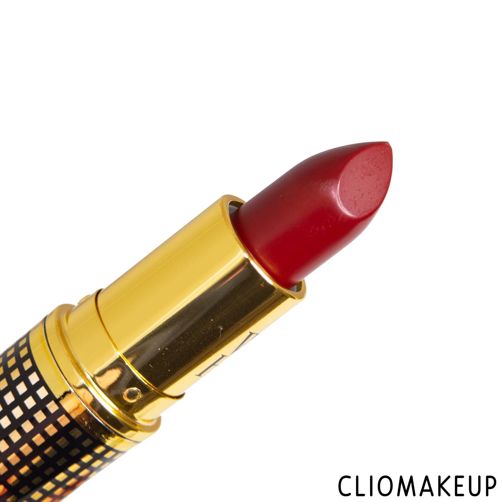 cliomakeup-recensione-rossetto-mac-whitney-houston-lipstick-5