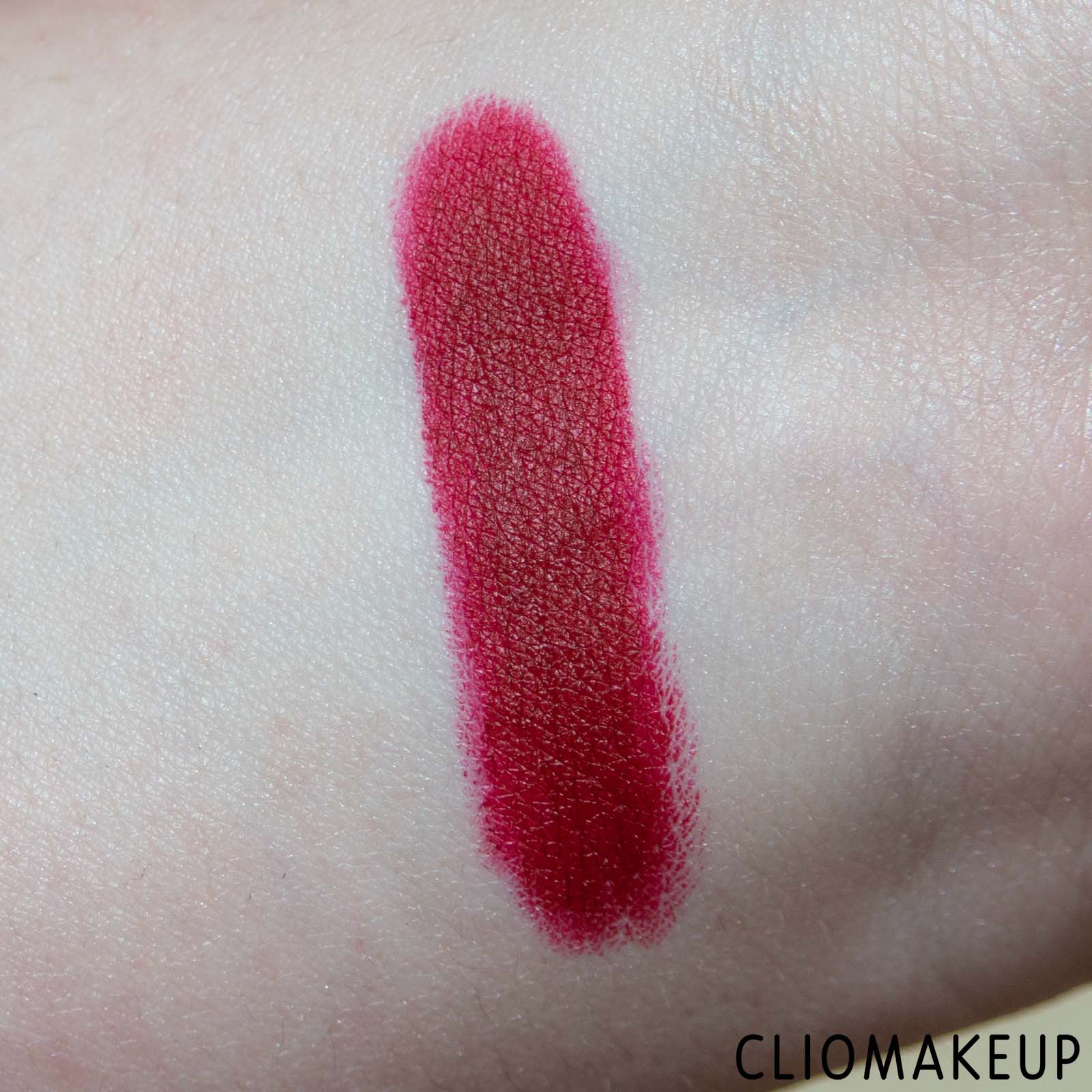 cliomakeup-recensione-rossetto-mac-whitney-houston-lipstick-6