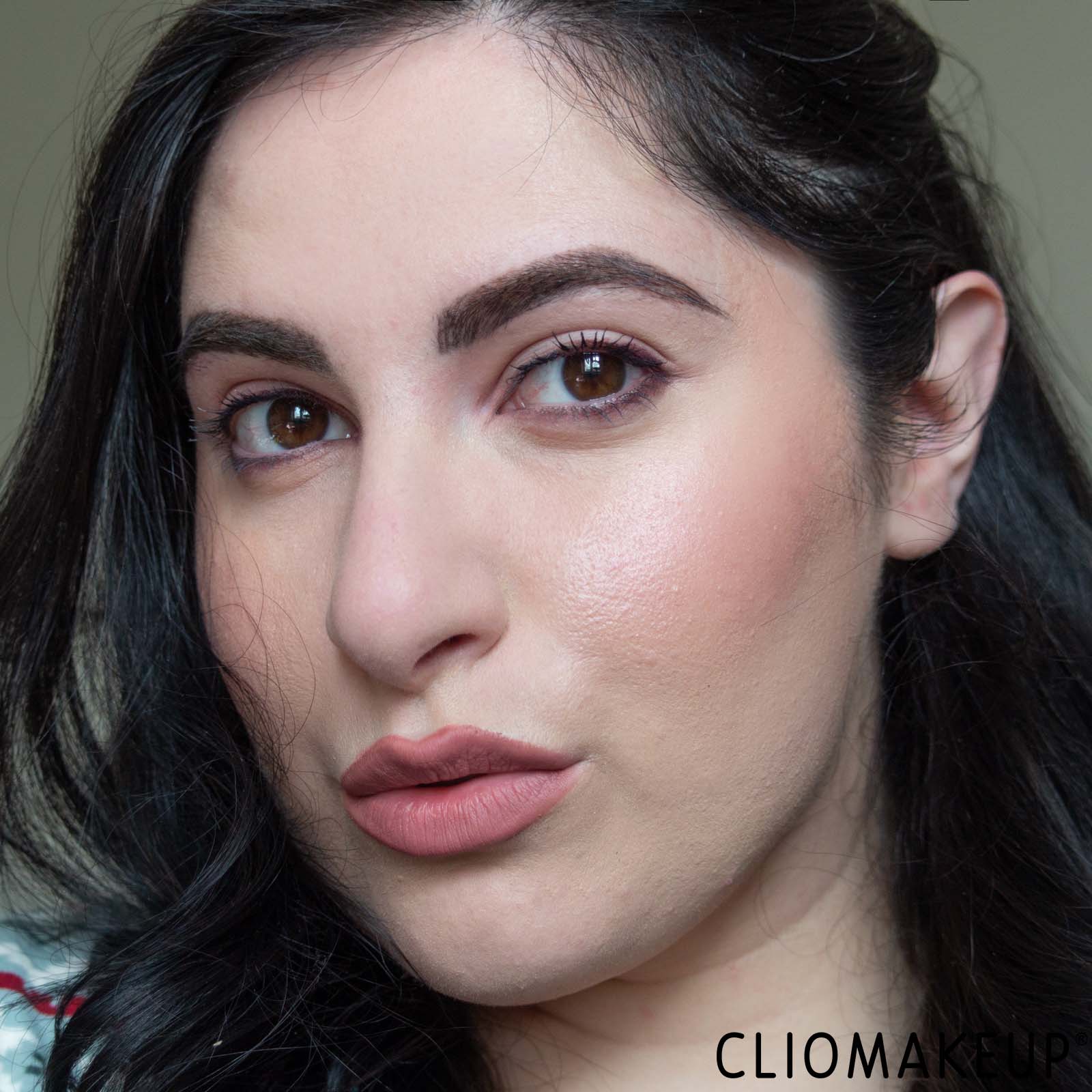 cliomakeup-recensione-blush-tarte-blush-tape-liquid-blush-10