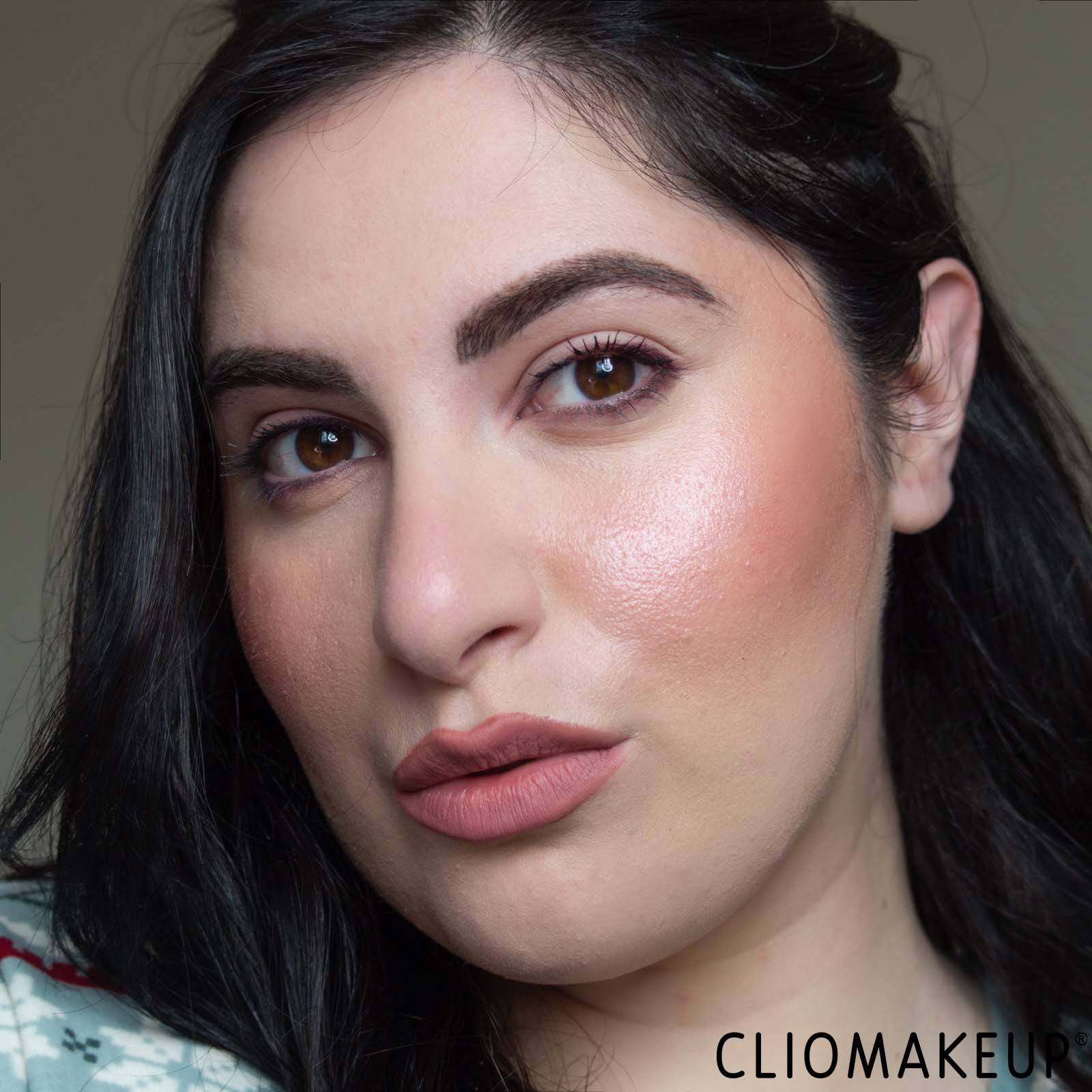 cliomakeup-recensione-blush-tarte-blush-tape-liquid-blush-13