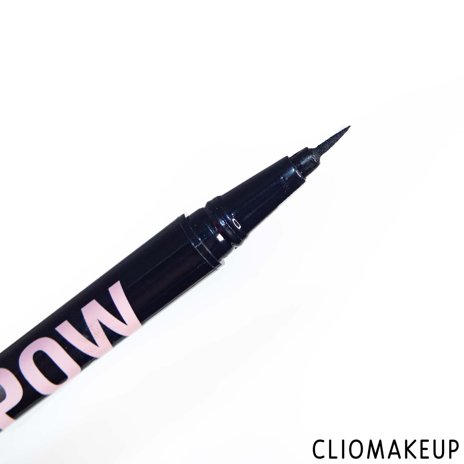 cliomakeup-recensione-eyeliner-revolution-liner-pow-longwear-liquid-eyeliner-5