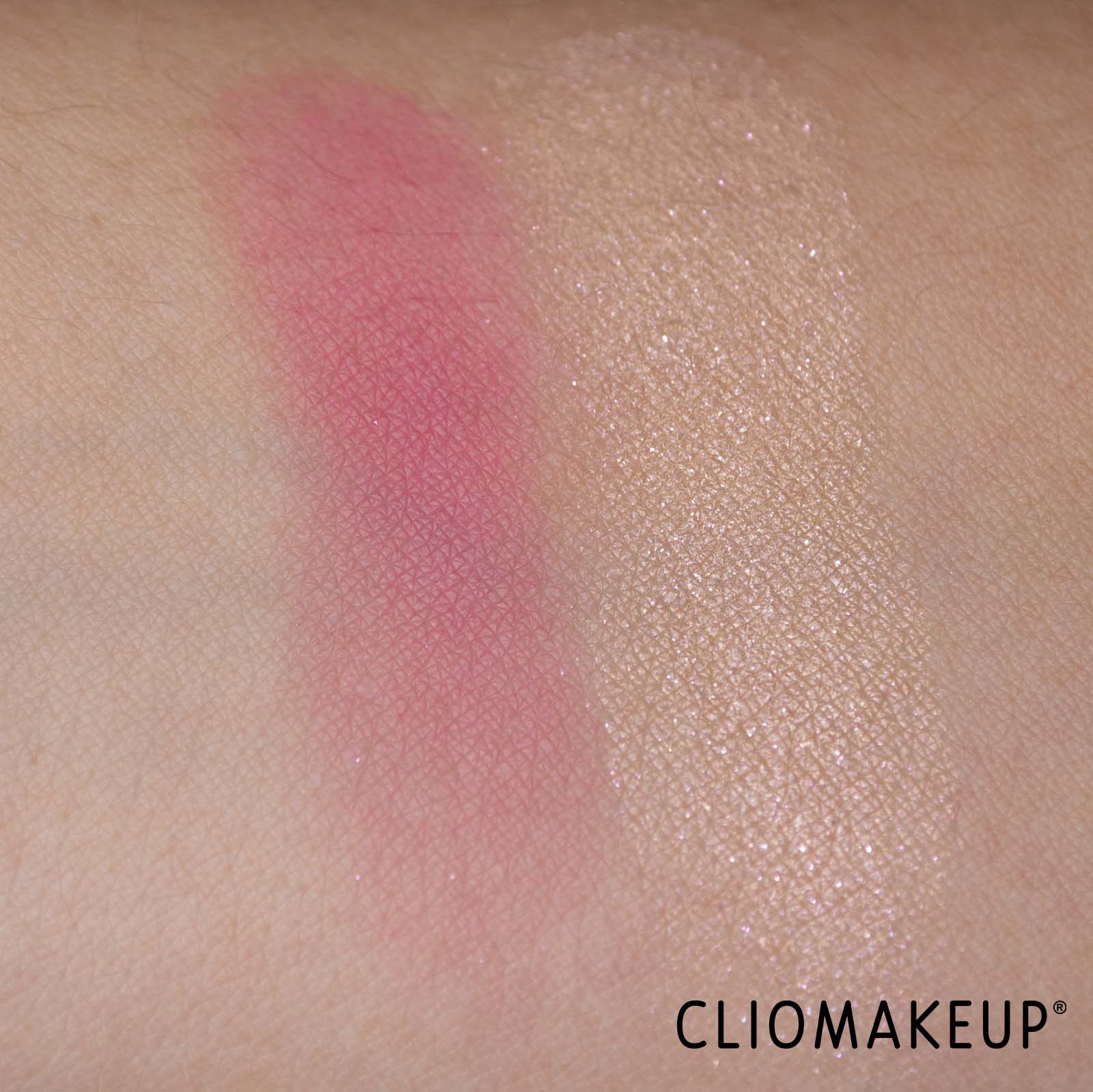 cliomakeup-recensione-palette-viso-haus-laboratories-head-rush-blush-e-highlighter-duo-7