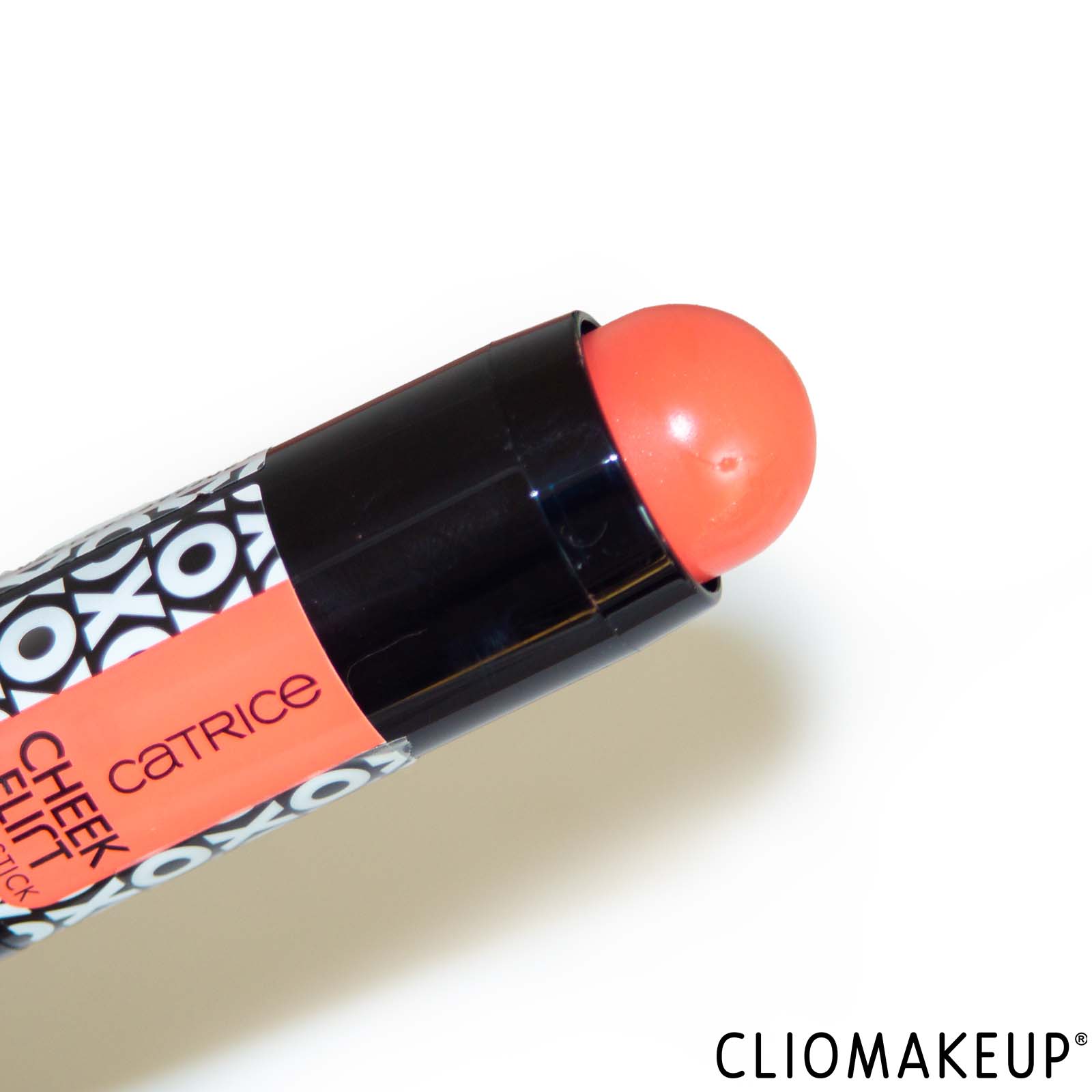 cliomakeup-recensione-blush-catrice-cheek-flirt-blush-in-stick-5