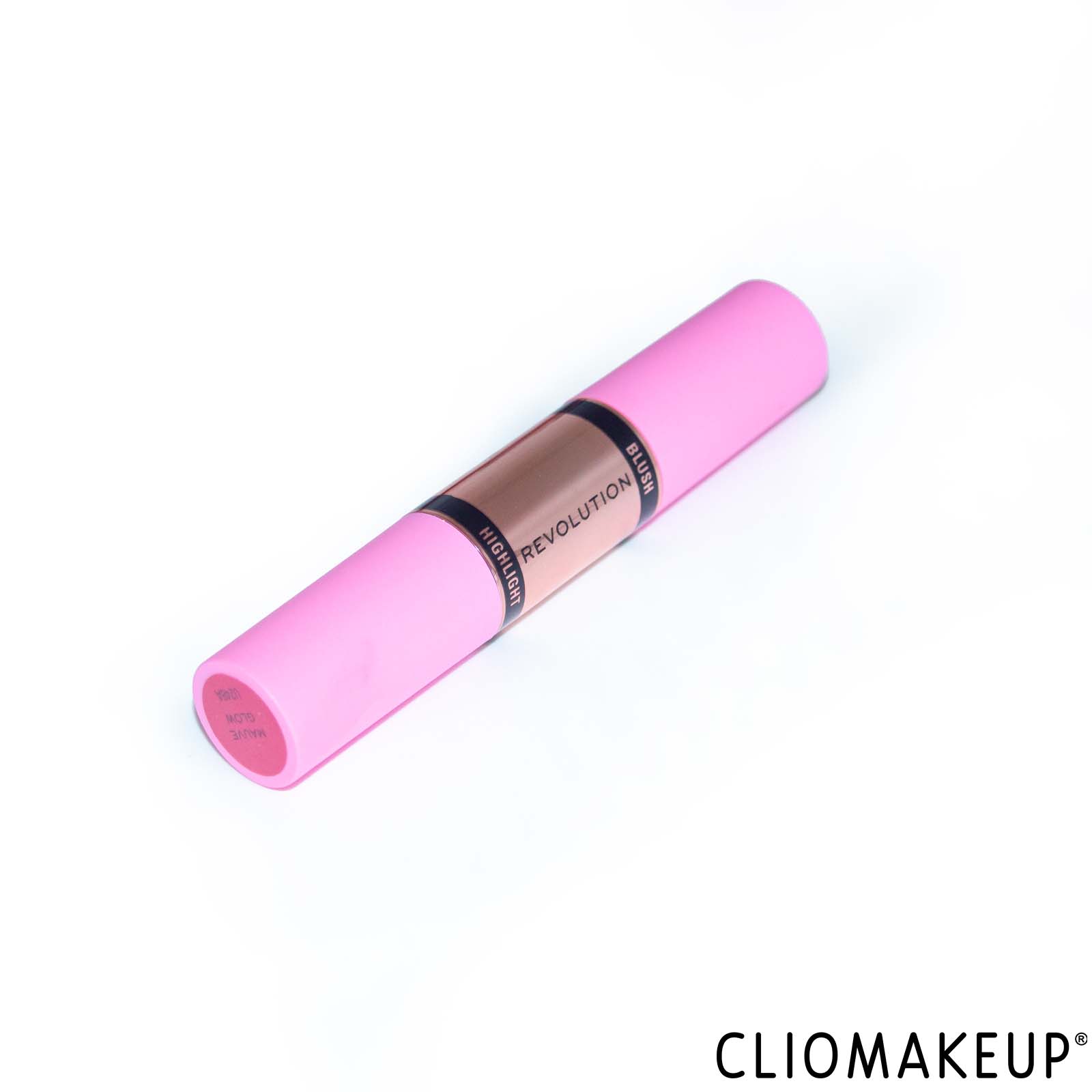 cliomakeup-recensione-blush-revolution-blush-e-highlight-stick-mauve-glow-3