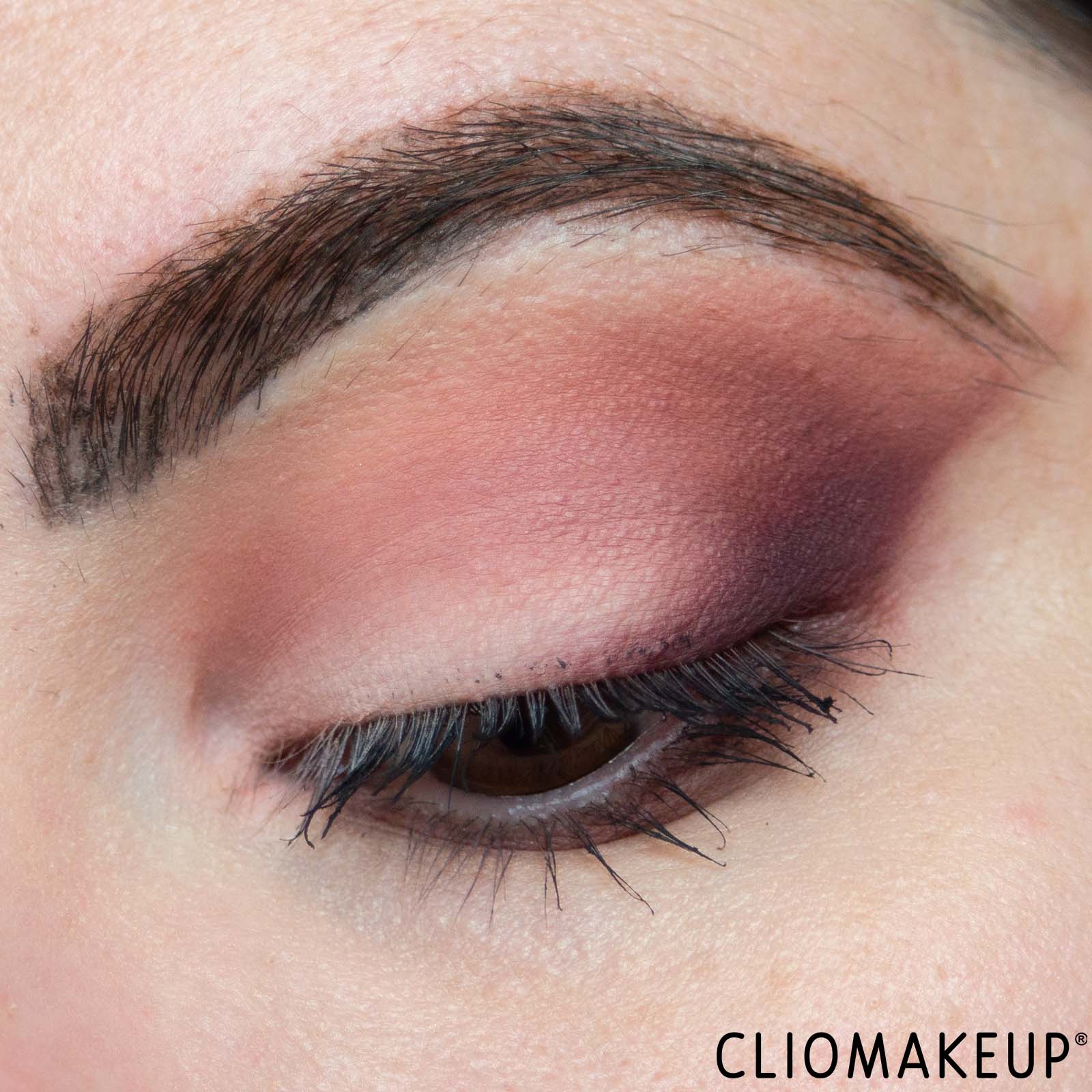 cliomakeup-recensione-palette-huda-beauty-matte-obsession-cool-12