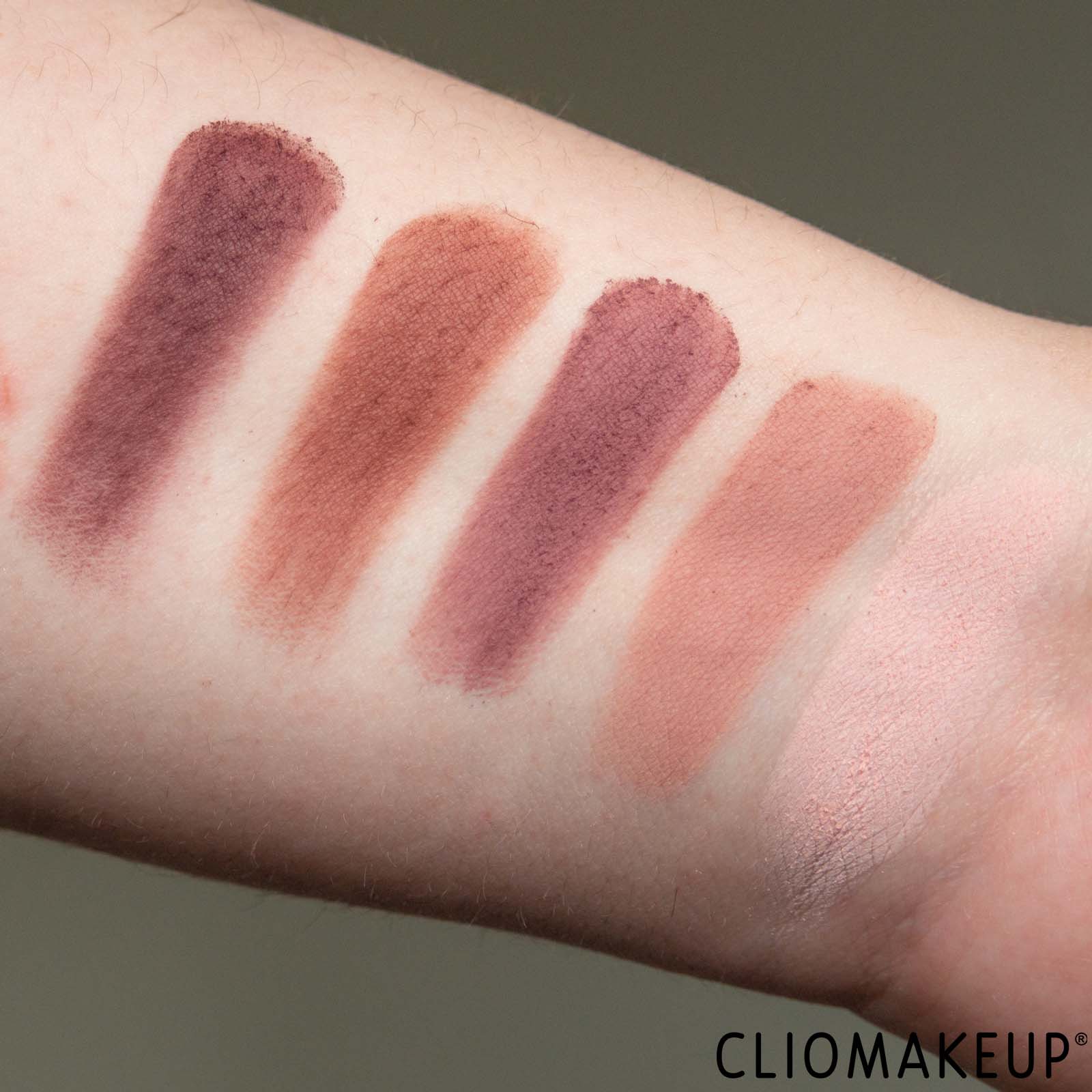 cliomakeup-recensione-palette-huda-beauty-matte-obsession-cool-9
