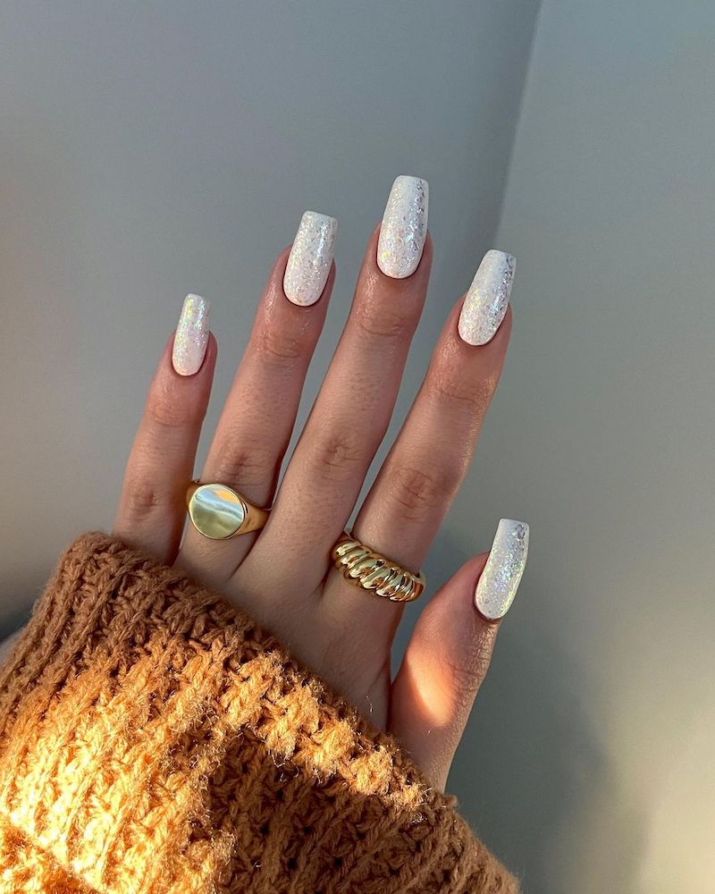 cliomakeup-unghie-glitter-primavera-2023-5