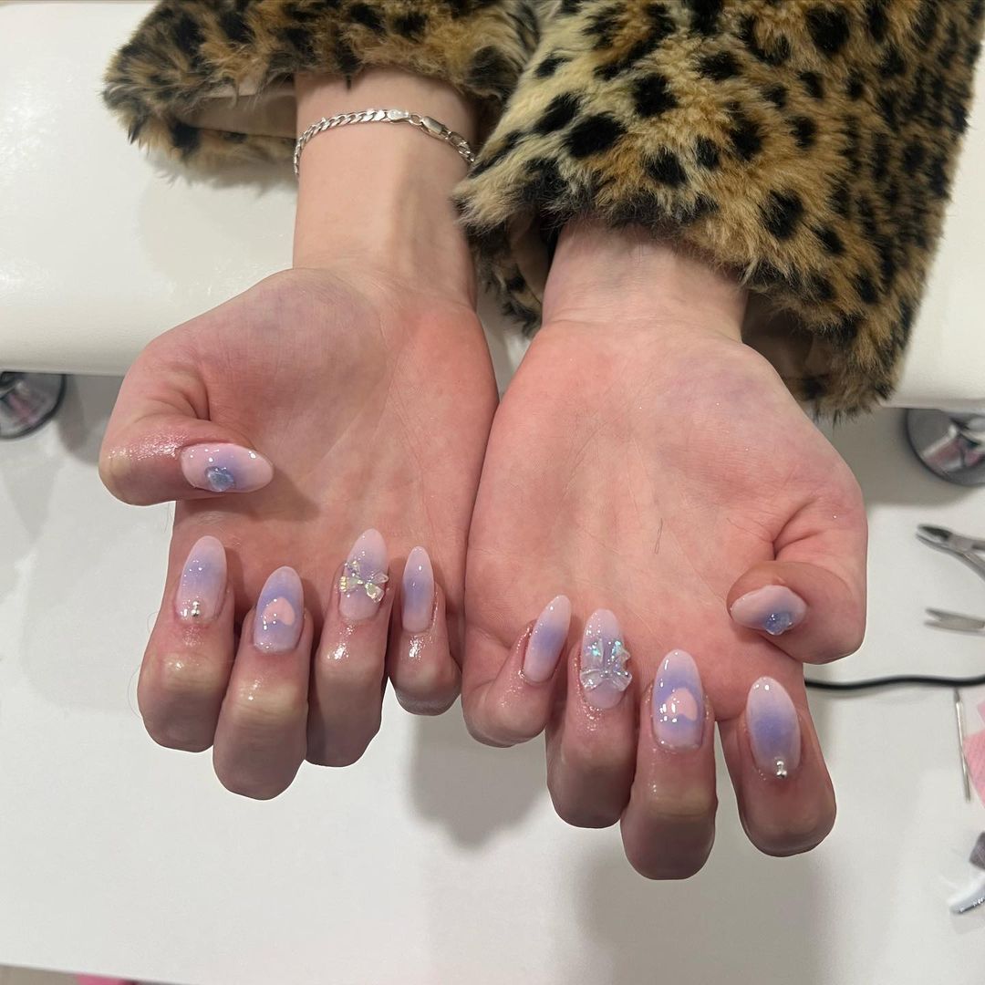 cliomakeup-blush-nails-2023-teamclio-11