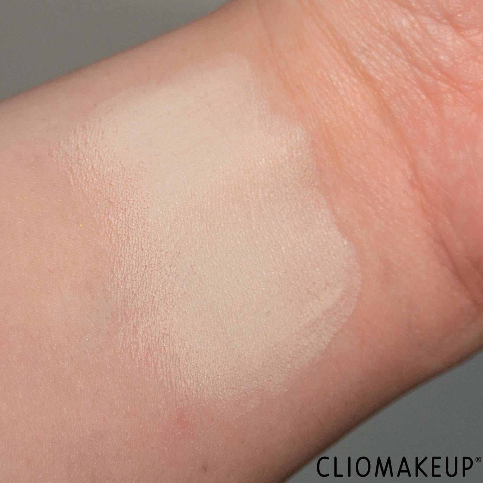 cliomakeup-recensione-correttore-natasha-denona-hy-glam-concealer-9