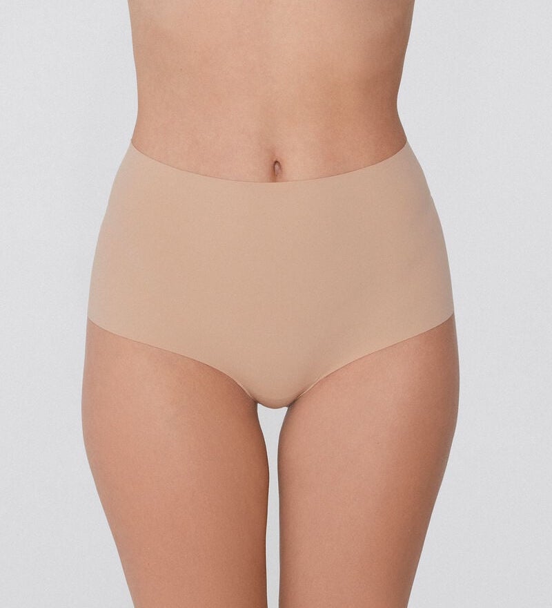 come-scegliere-intimo-slip-vita-alta