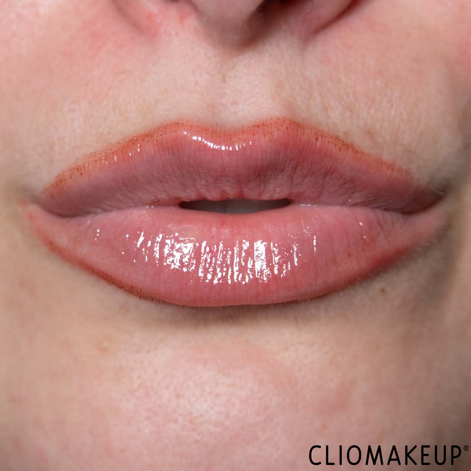 cliomakeup-recensione-olio-labbra-essence-algae-olio-labbra-12