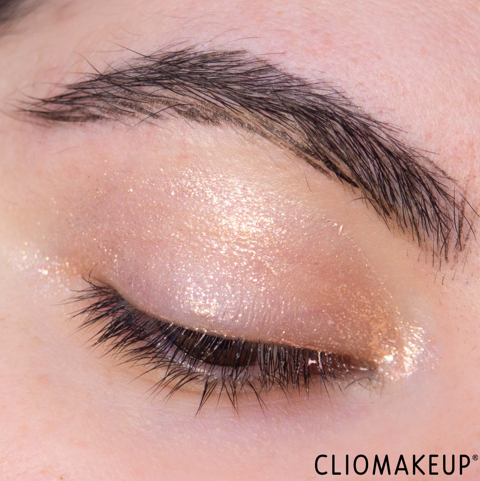 cliomakeup-recensione-ombretti-liquidi-mac-dazzleshadow-liquid-eyeshadow-12