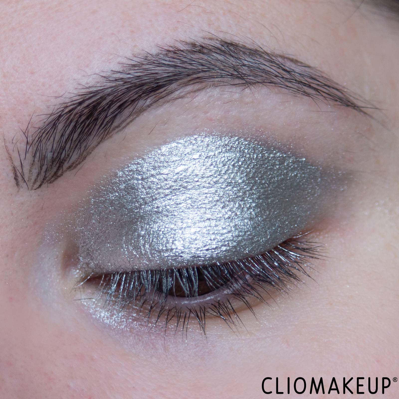 cliomakeup-recensione-ombretti-liquidi-mac-dazzleshadow-liquid-eyeshadow-8
