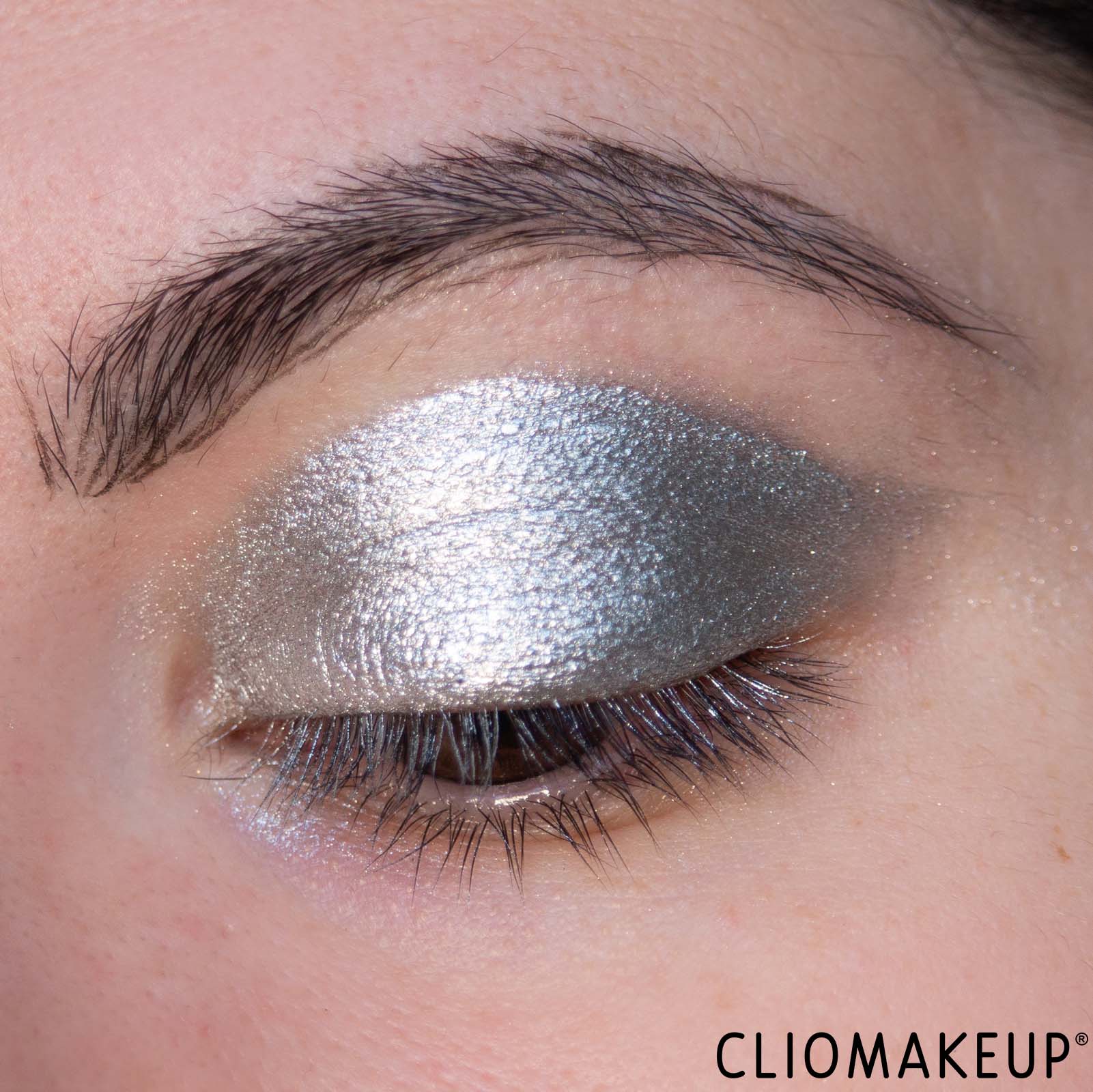 cliomakeup-recensione-ombretti-liquidi-mac-dazzleshadow-liquid-eyeshadow-9