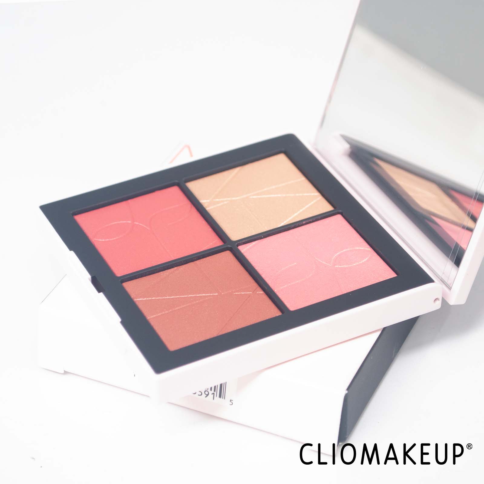 cliomakeup-recensione-palette-viso-nars-orgasm-four-play-blush-quad-5