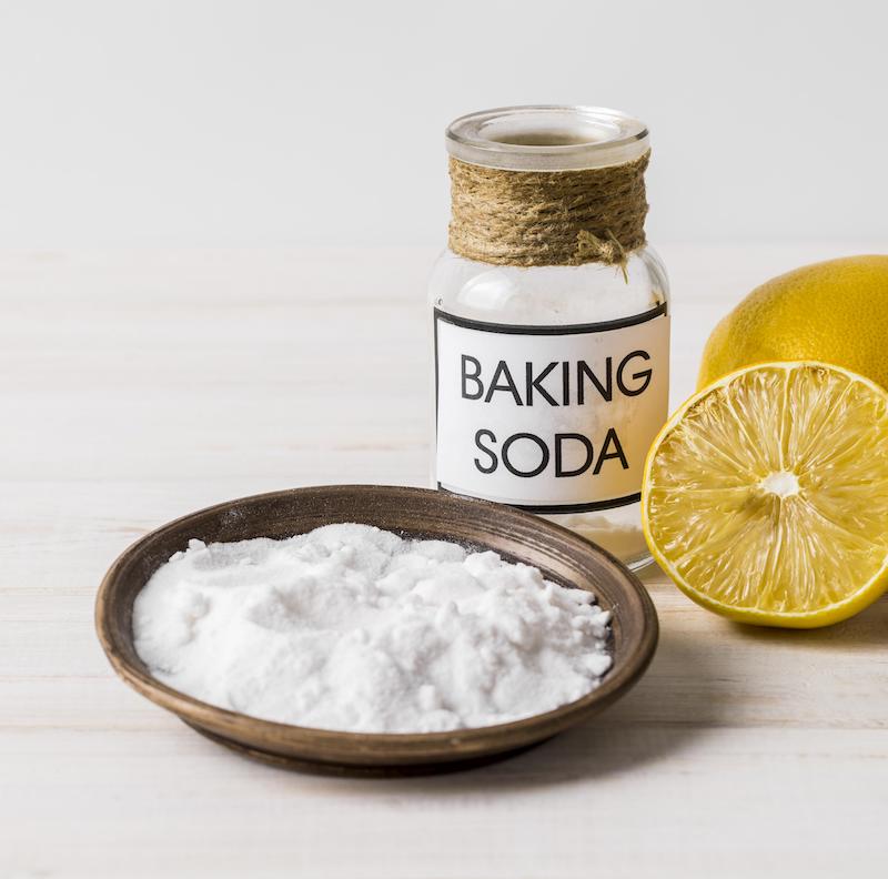 cliomakeup-come-togliere-macchie-sudore-vestiti-bicarbonato