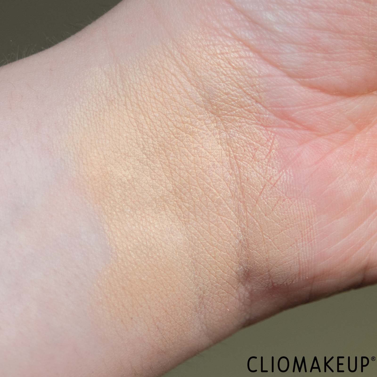cliomakeup-recensione-correttore-catrice-cover-care-sensitive-concealer-9