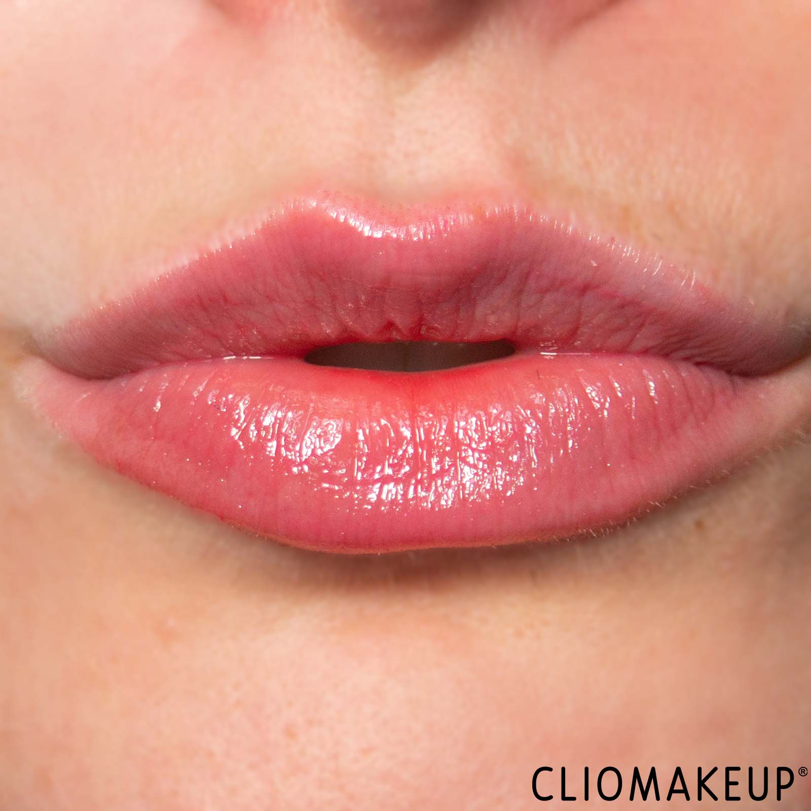 cliomakeup-recensione-balsamo-labbra-catrice-who-i-am-lip-balm-11