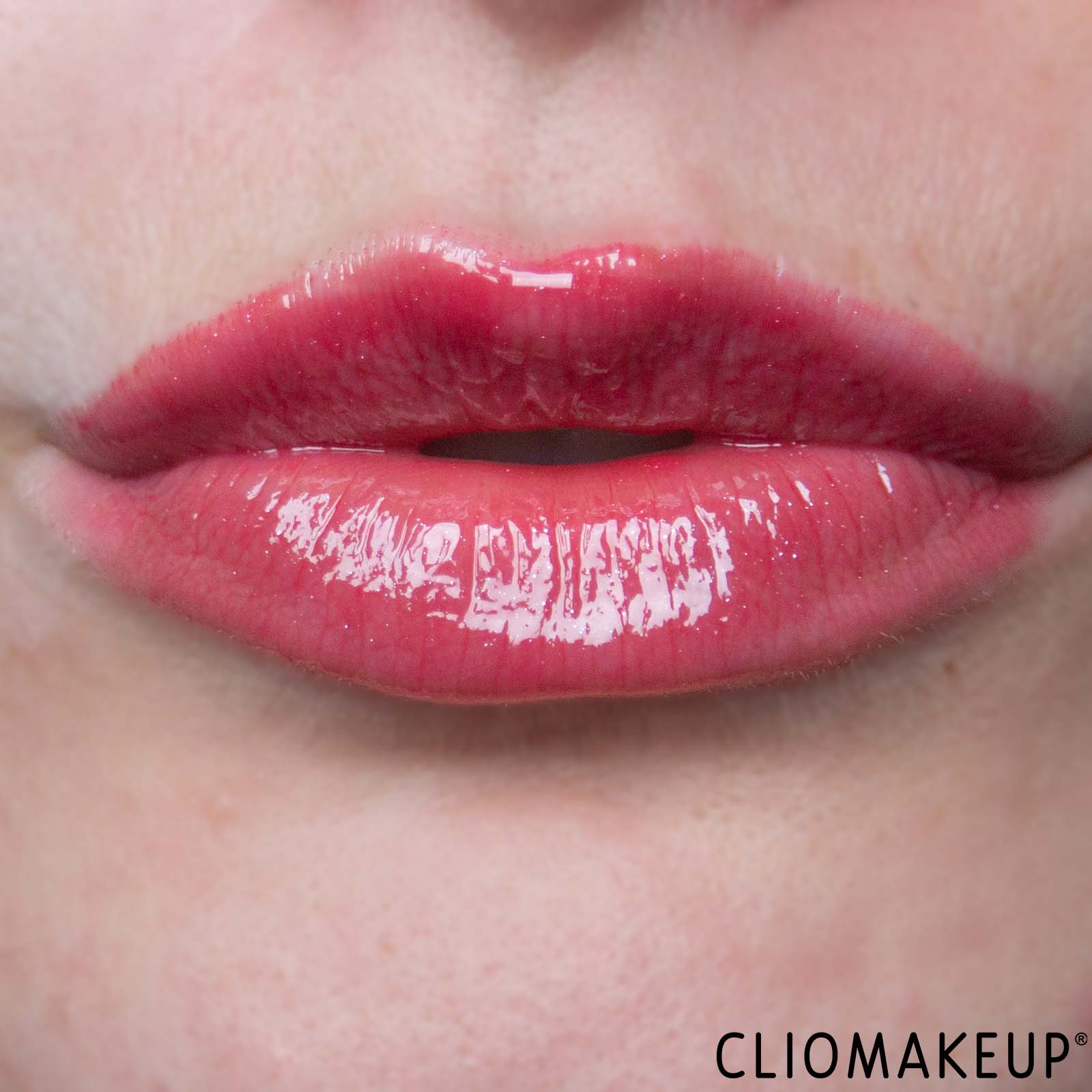 cliomakeup-recensione-balsamo-labbra-catrice-who-i-am-lip-balm-12