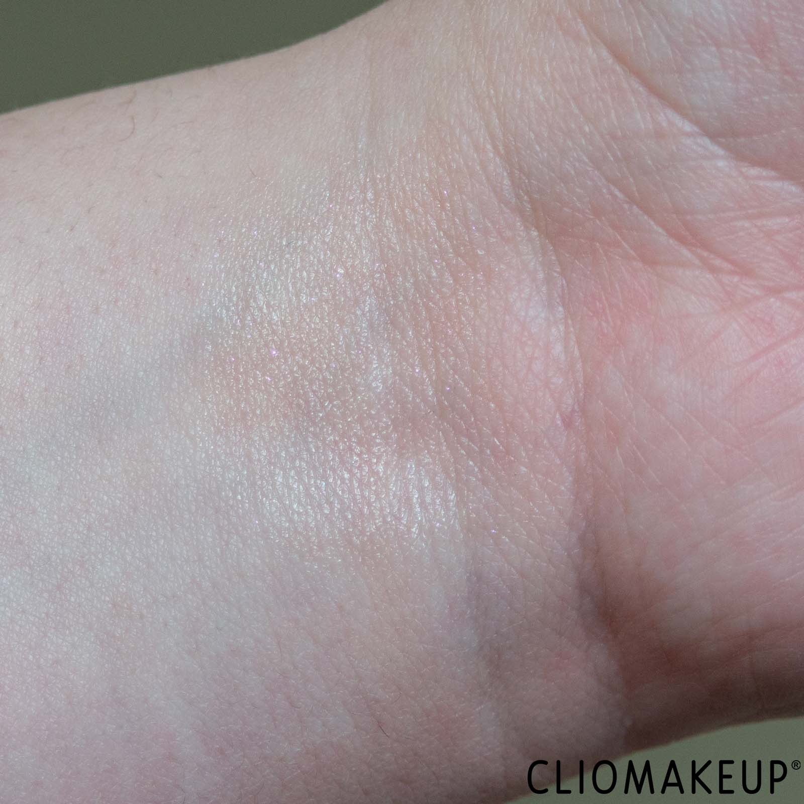 cliomakeup-recensione-balsamo-labbra-labello-acido-ialuronico-lip-hydratation-plus-6