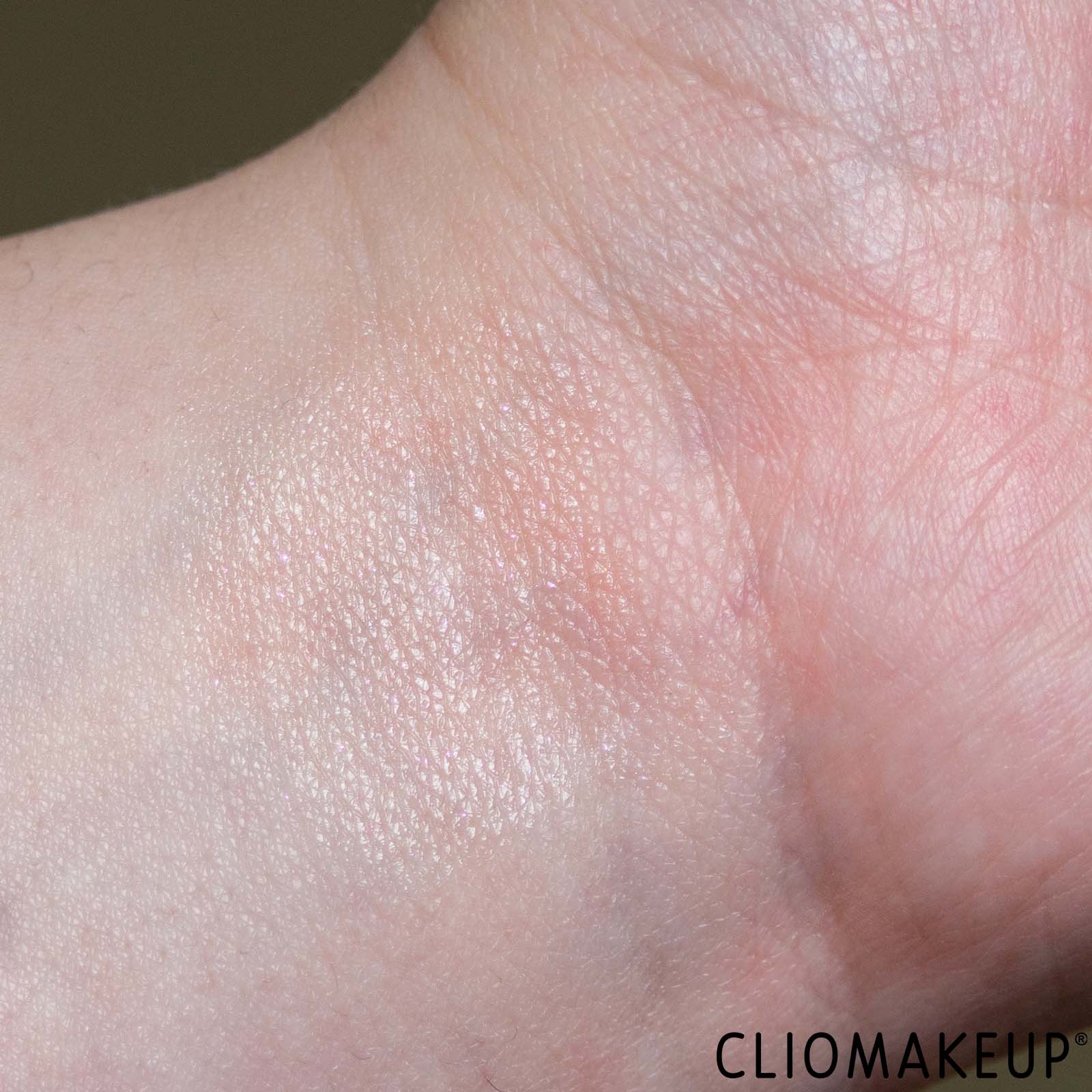 cliomakeup-recensione-balsamo-labbra-labello-acido-ialuronico-lip-hydratation-plus-7