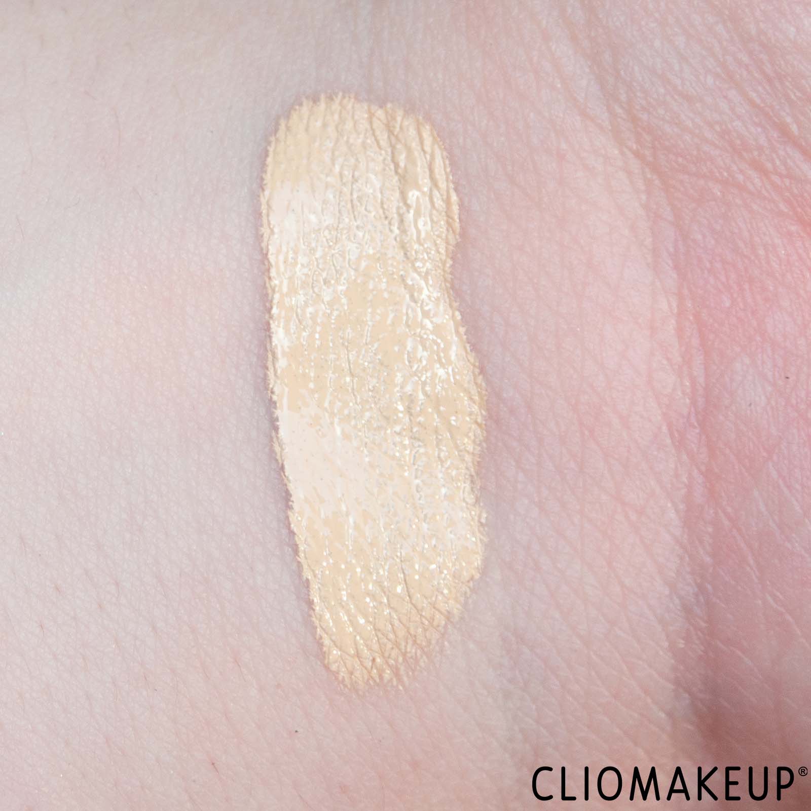 cliomakeup-recensione-correttore-catrice-clean-id-high-over-concealer-6