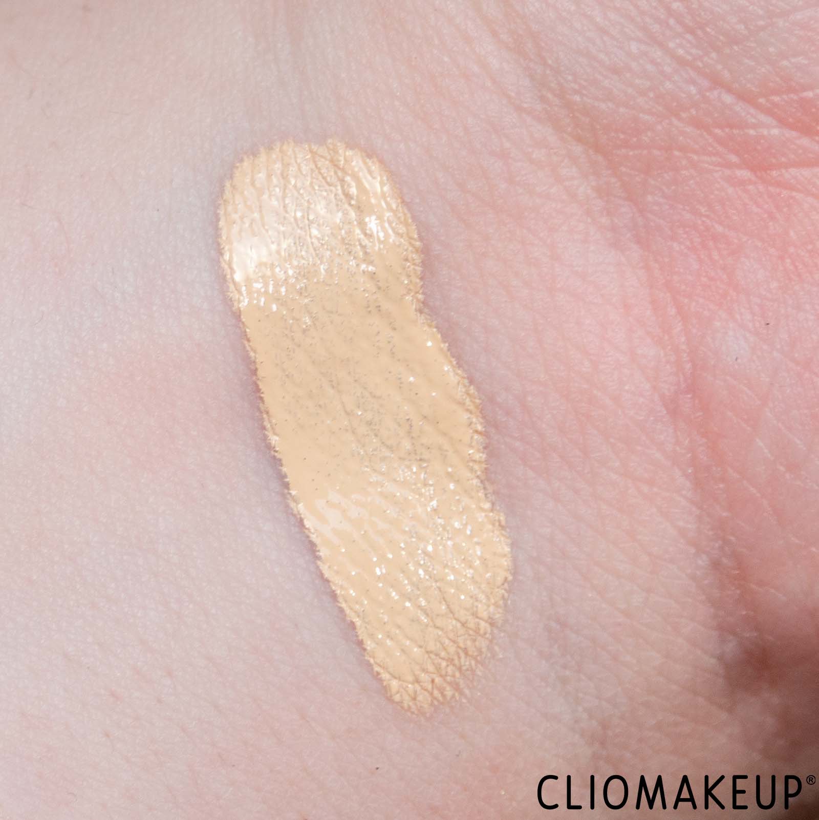cliomakeup-recensione-correttore-catrice-clean-id-high-over-concealer-7