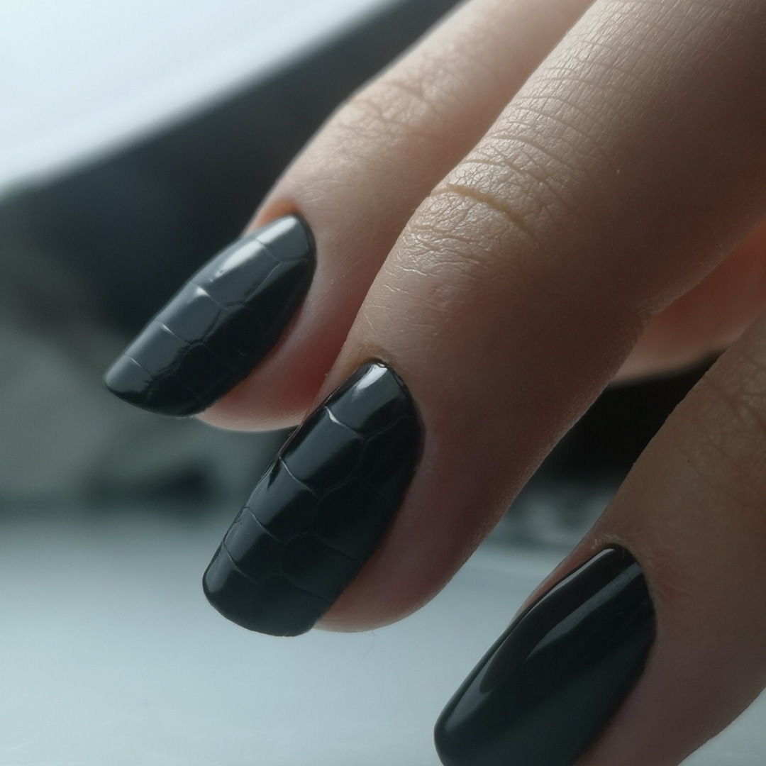 cliomakeup-tendenze-unghie-autunno-2023-7