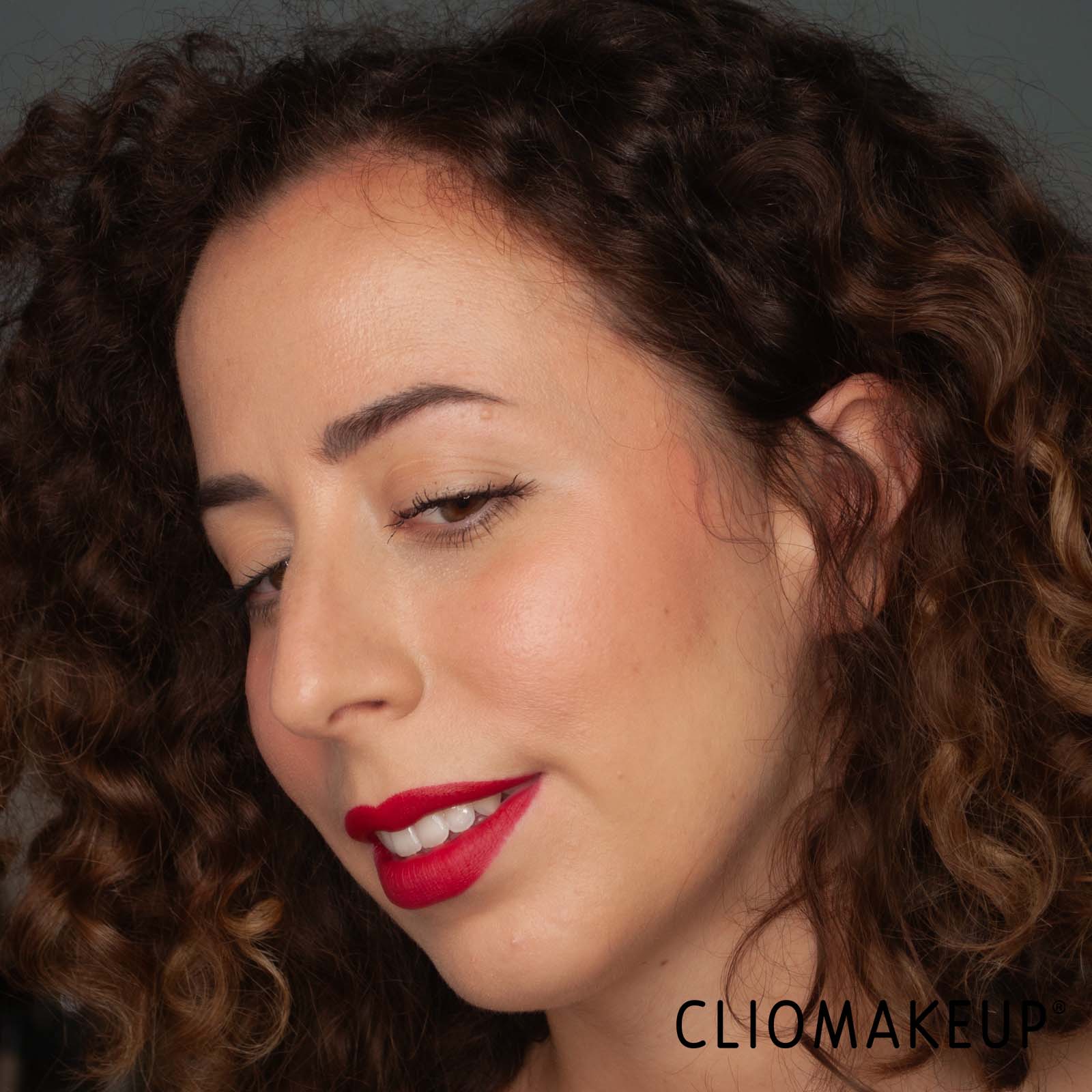 cliomakeup-recensione-blush-revolution-pro-matte-blush-cream-wand-11