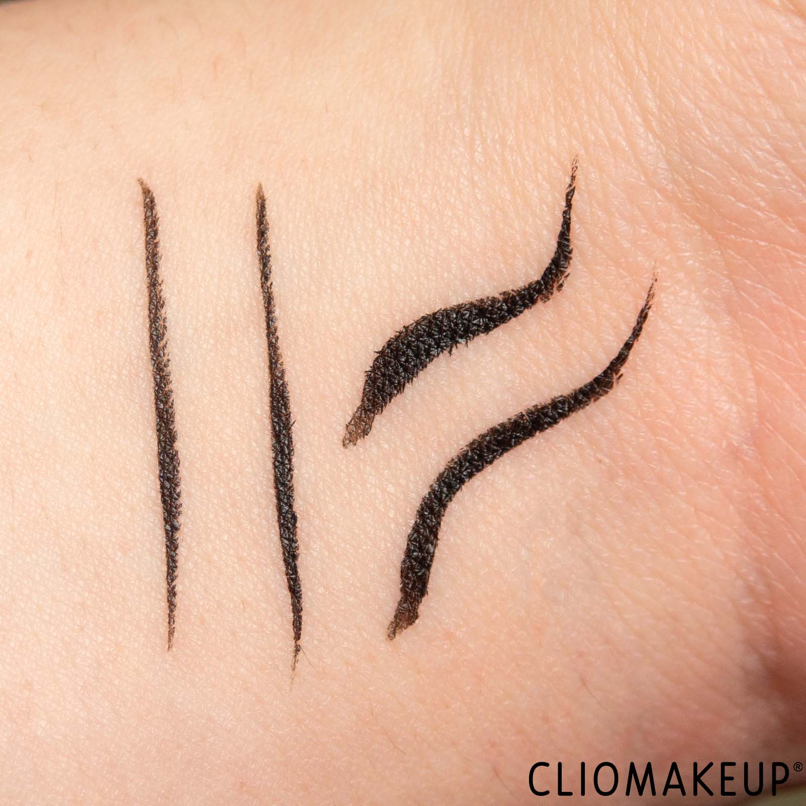 cliomakeup-recensione-eyeliner-essence-extra-long-lasting-eyeliner-pen-7