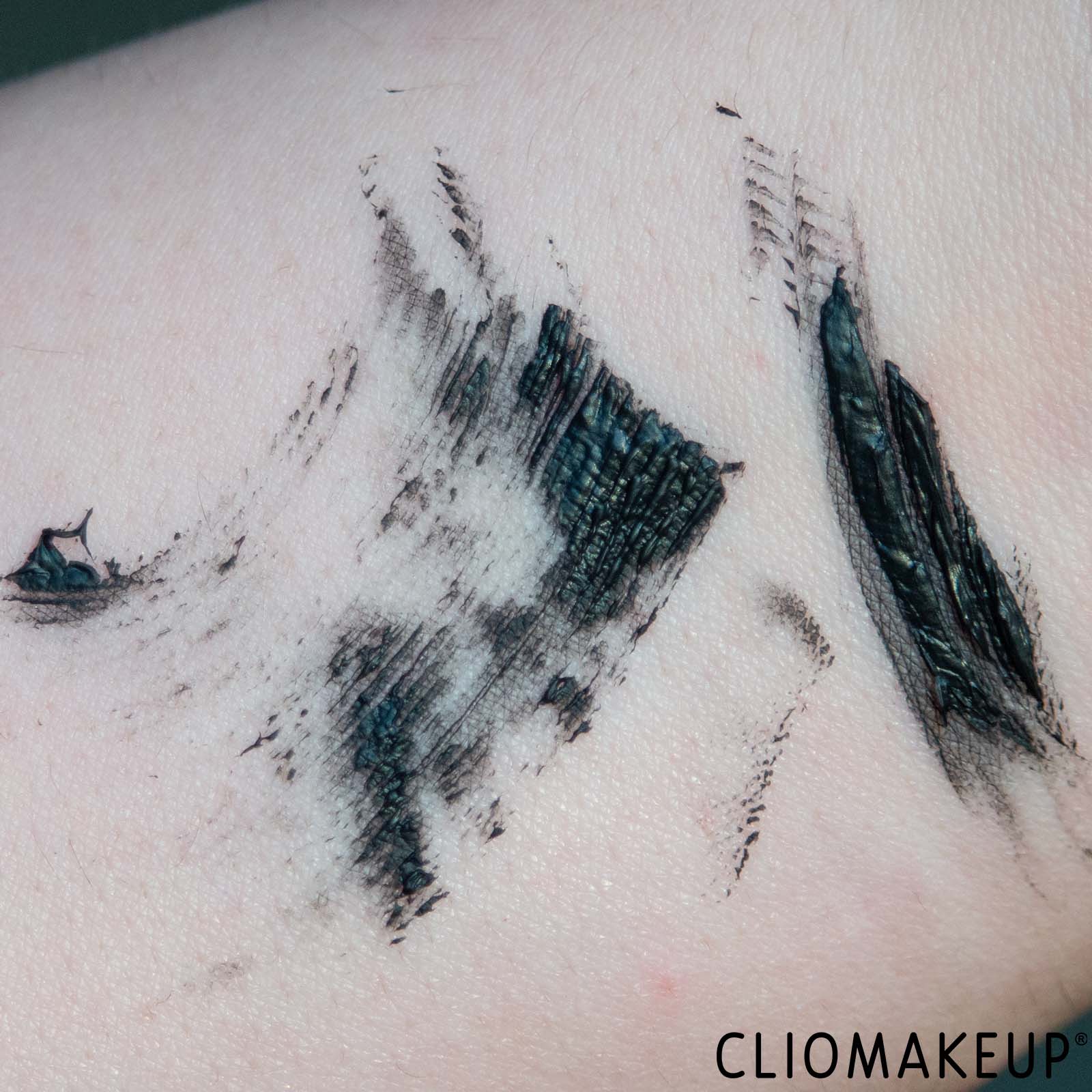 cliomakeup-recensione-mascara-deborah-like-a-pro-mascara-6